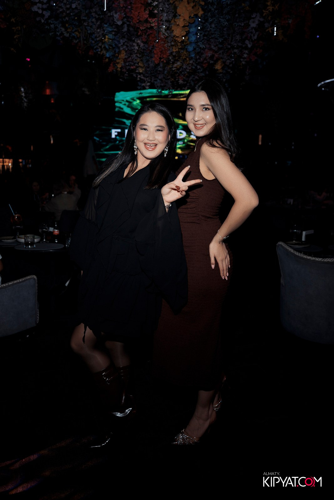 FRIENDS BAR & TERRACE. КИПЯТКОМ АЛМАТЫ!