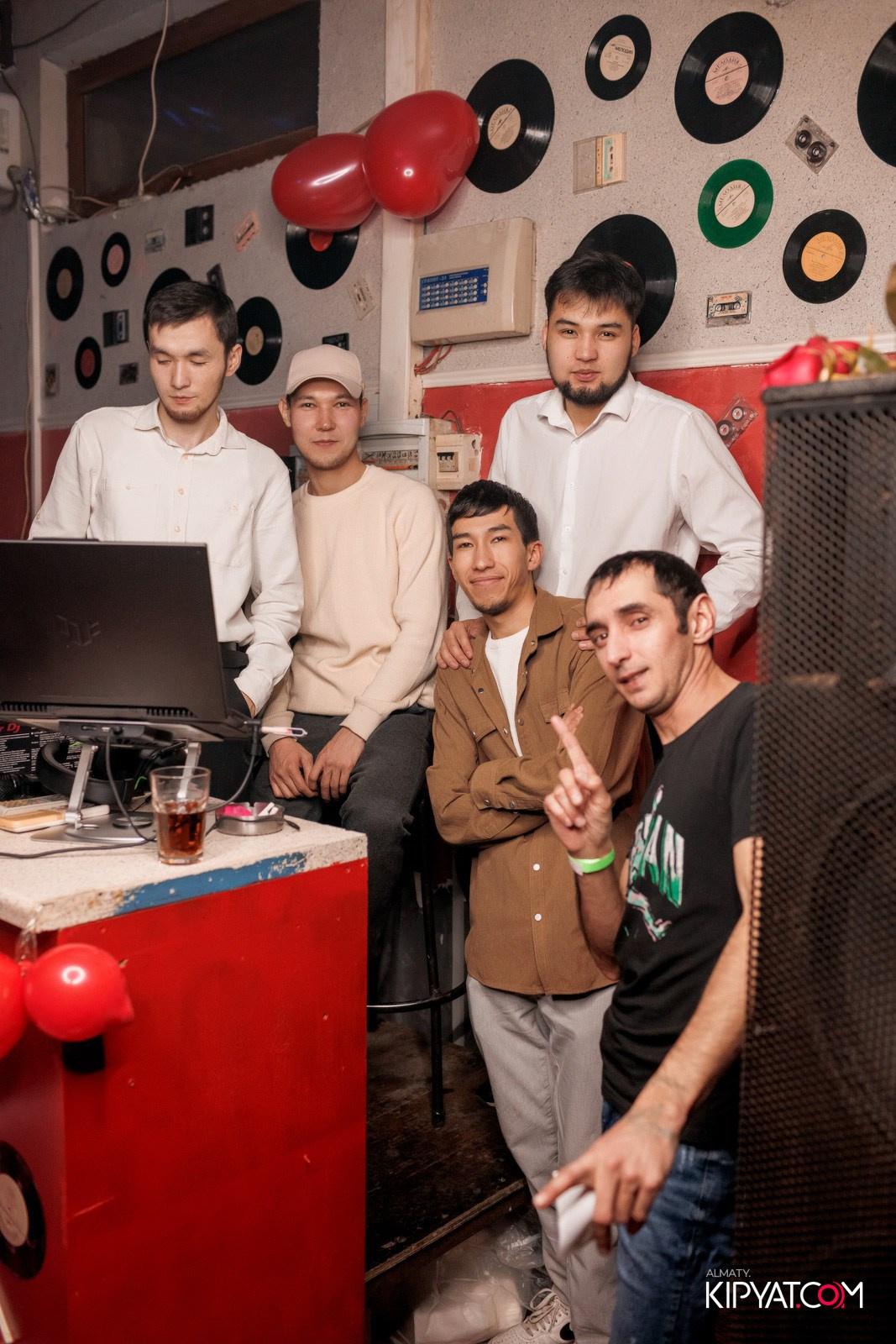 ПИОНЕРСКАЯ ПРАВДА. КИПЯТКОМ АЛМАТЫ!