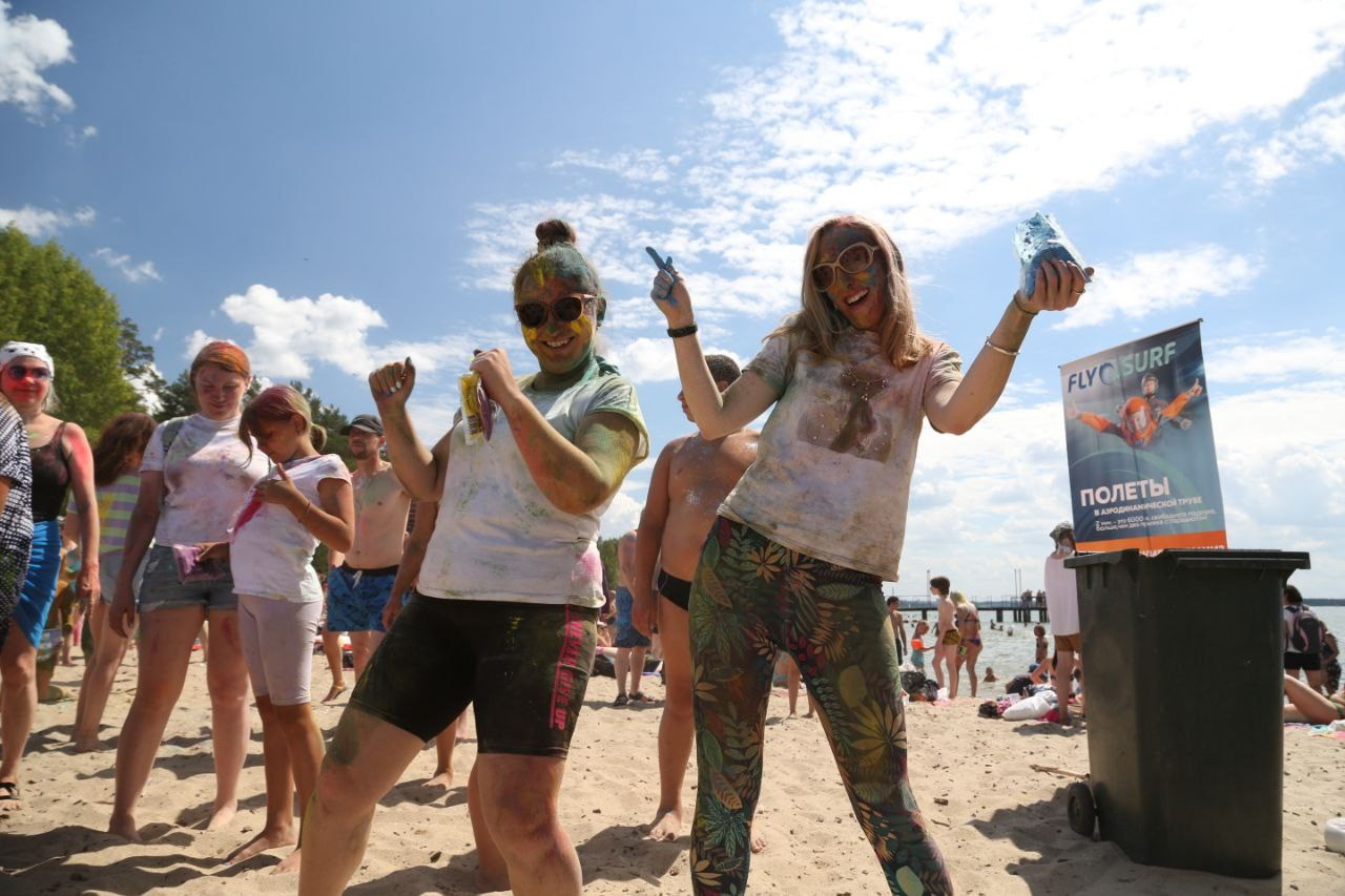 Фестиваль красок в парке Звезда. Портретный и репортажный фотограф. Мыльников Илья