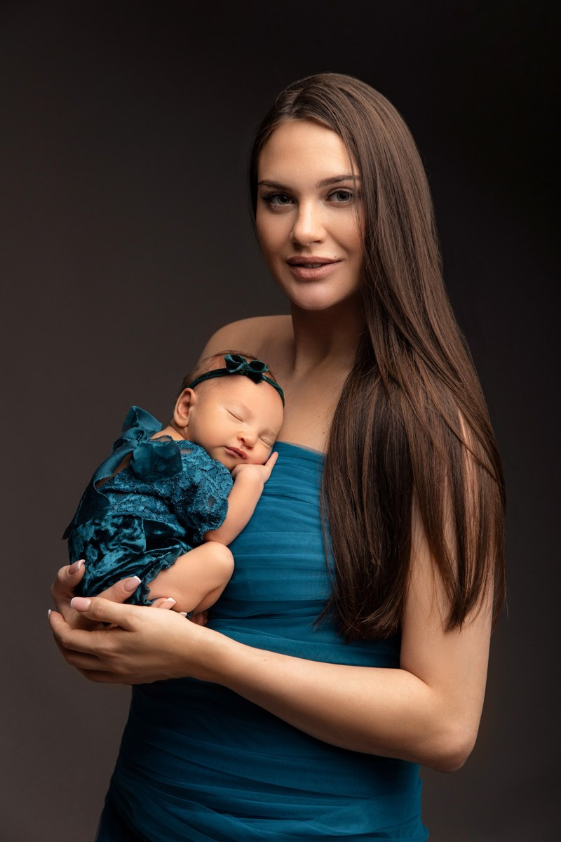 Кадры с родителями. Фотограф новорожденных, семейный фотограф в Санкт-Петербурге