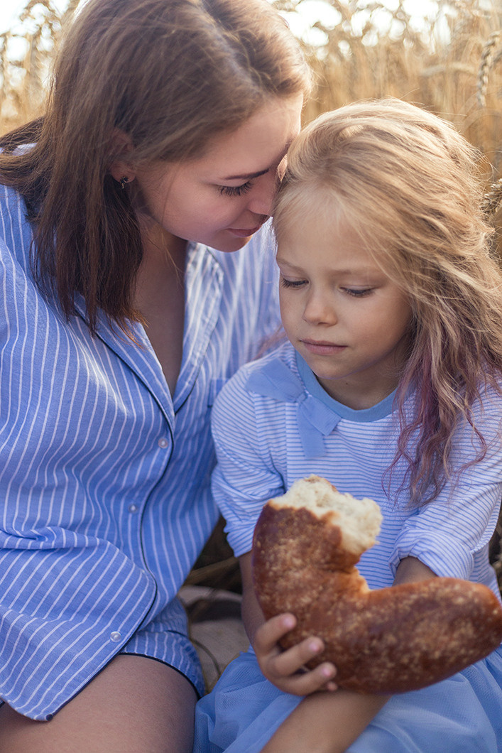 Пшеничные поля…. Семейный и детский фотограф в Пскове и Санкт-Петербурге Яна Калинина