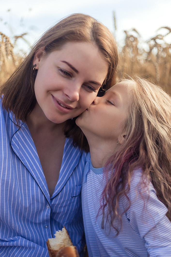 Пшеничные поля…. Семейный и детский фотограф в Пскове и Санкт-Петербурге Яна Калинина