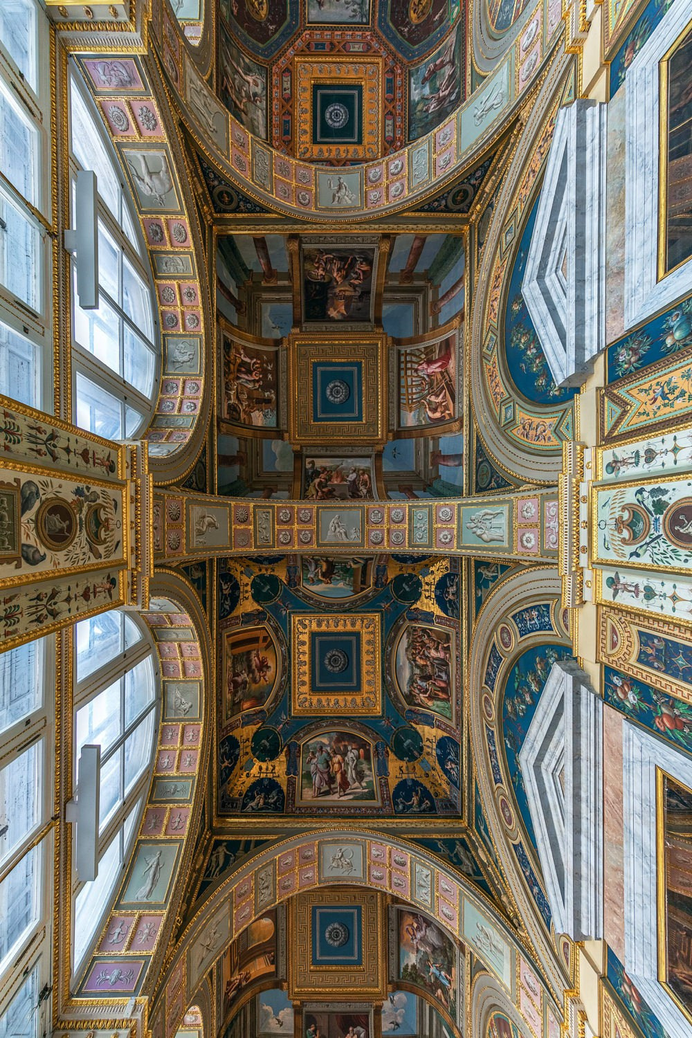 Saint Petersburg — personal project of photographer Vadim Sherbakov. Vadim Sherbakov Portfolio