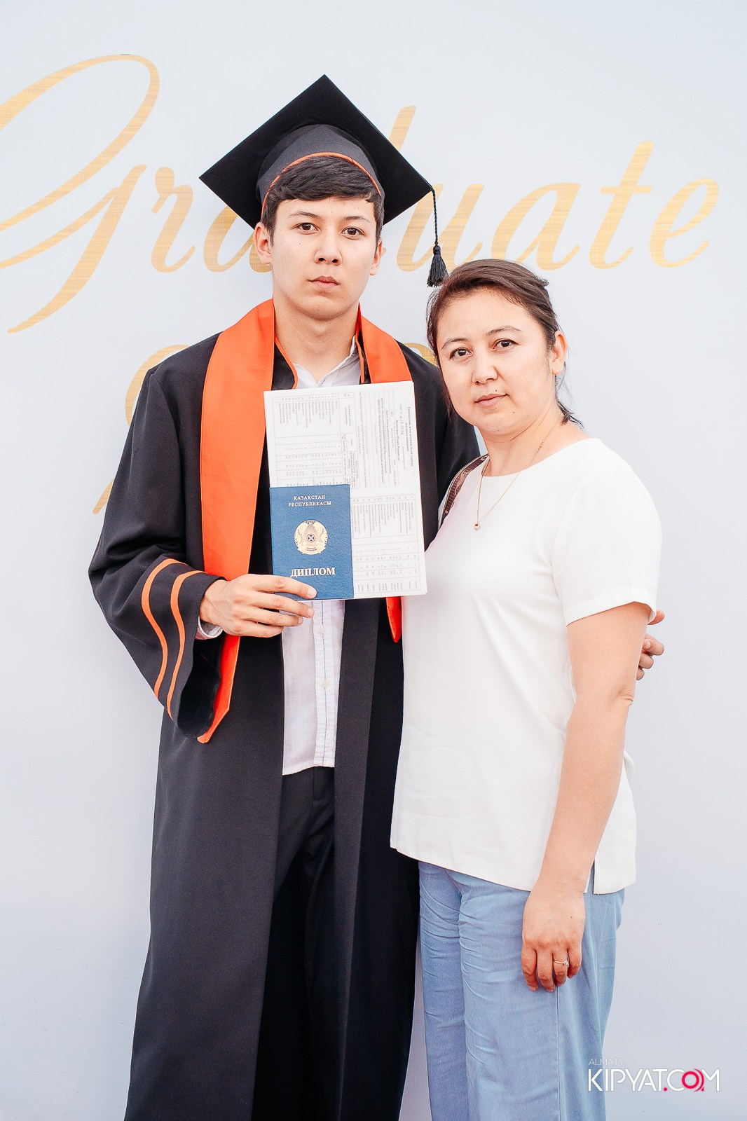ВРУЧЕНИЕ ДИПЛОМОВ — НАРХОЗ КОЛЛЕДЖ. Part 1. КИПЯТКОМ АЛМАТЫ!