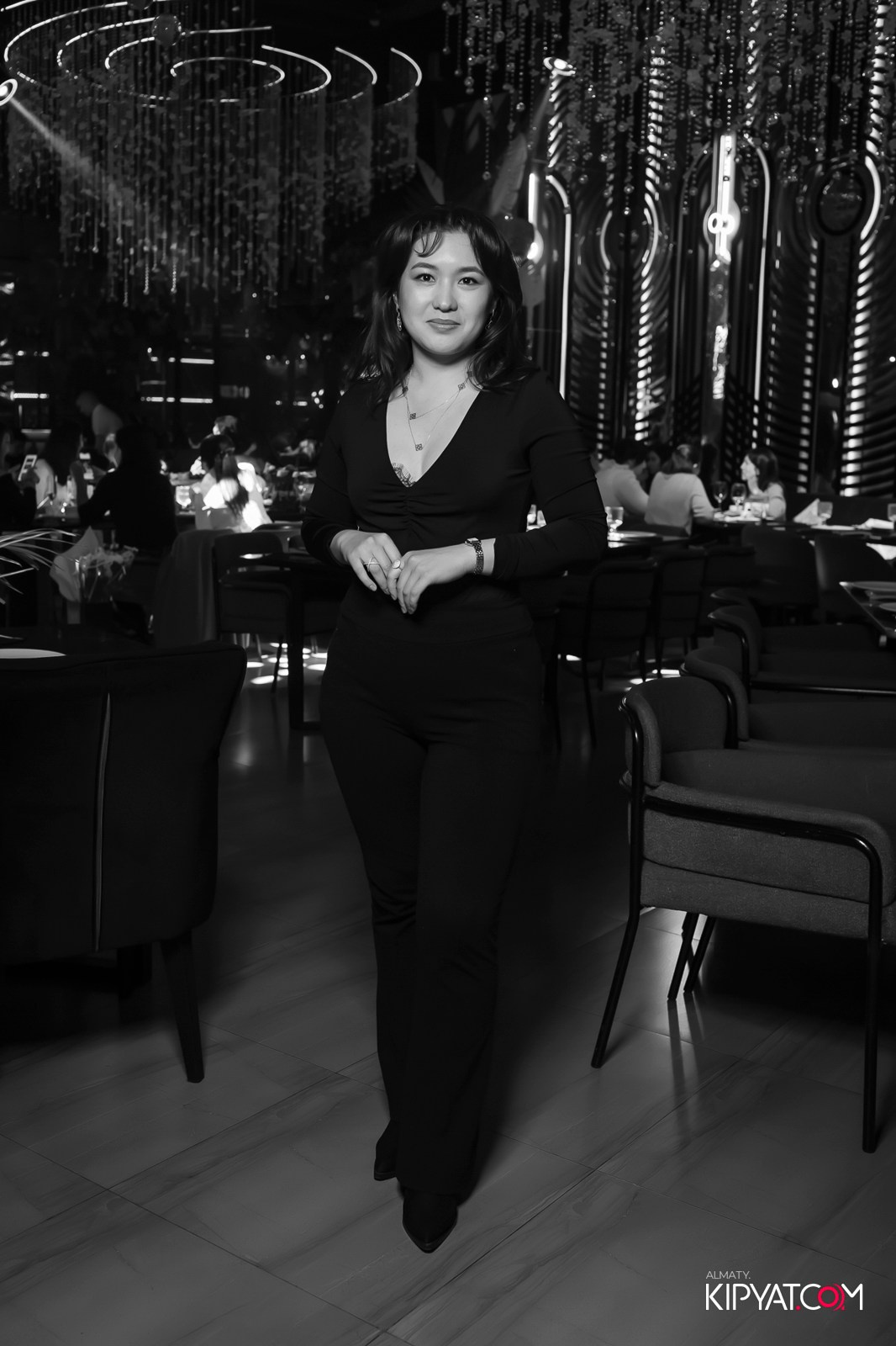 FRIENDS BAR & TERRACE. КИПЯТКОМ АЛМАТЫ! Фотосъемка мероприятий в Алматы