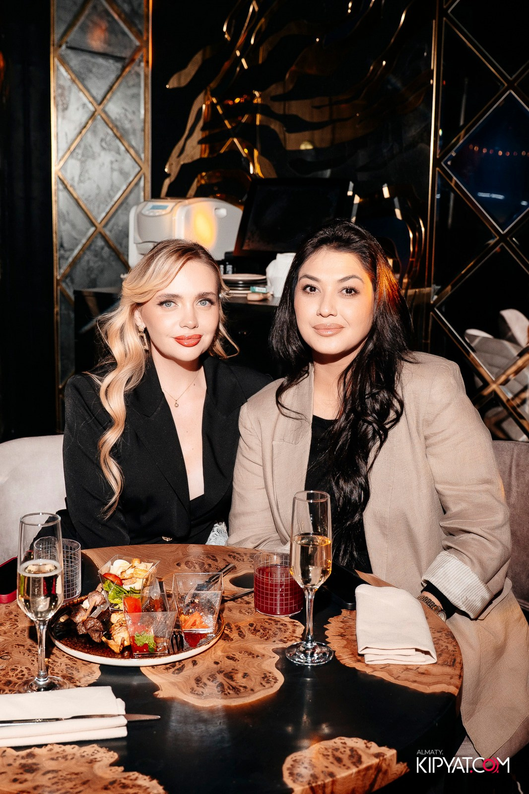 KARAOKE BATTLE В MOOD KARAOKE & TERRACE. КИПЯТКОМ АЛМАТЫ!