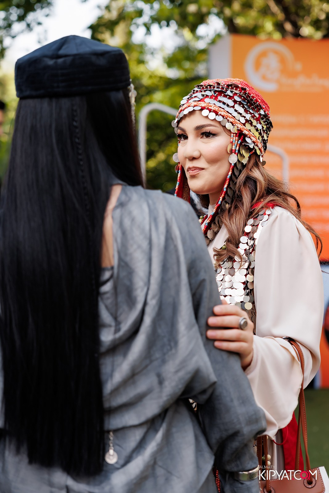 KANG REN TANG. КИПЯТКОМ АЛМАТЫ!