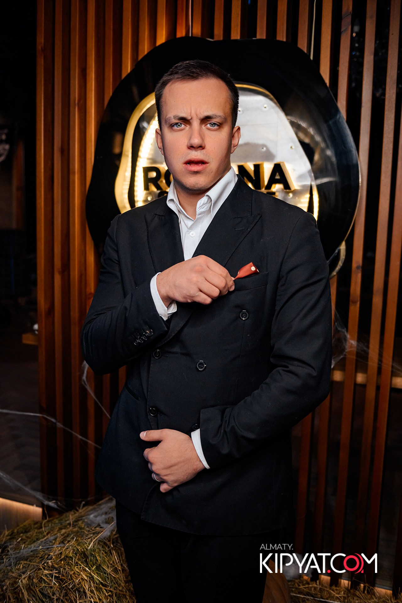 ROTANA GRILL LOUNGE. КИПЯТКОМ АЛМАТЫ!