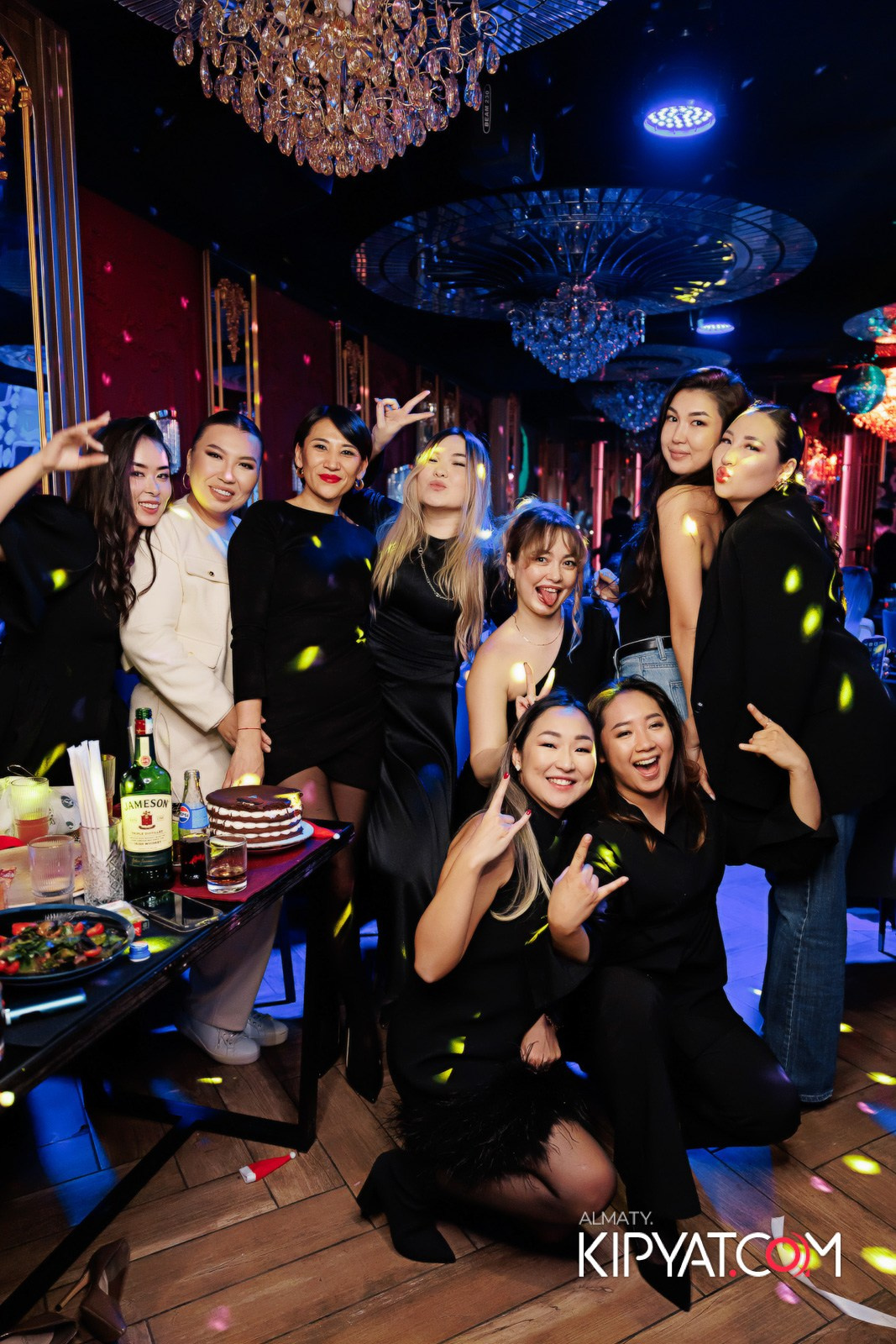 ЗАЯ, НА БИС. КИПЯТКОМ АЛМАТЫ!