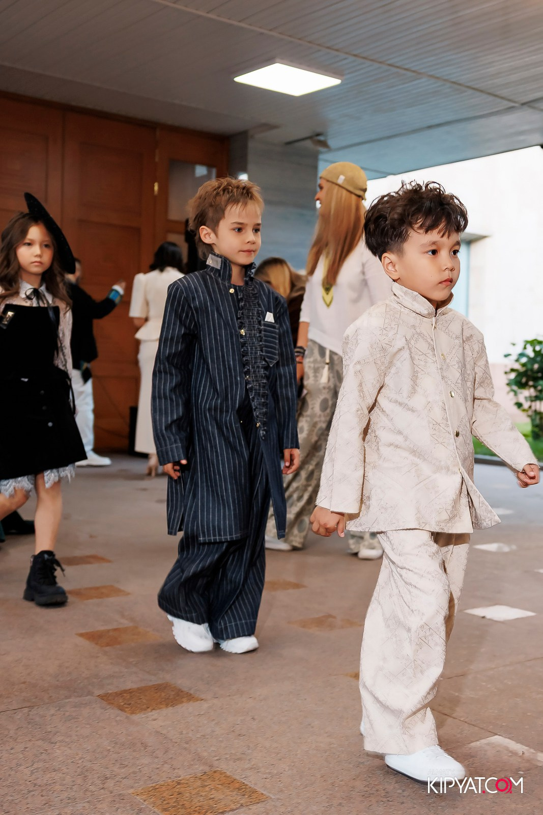 JUNIOR MODELS SHOW. ПЕРФОМАНС НОЧЬ В МУЗЕЕ. КИПЯТКОМ АЛМАТЫ! Фотосъемка мероприятий в Алматы