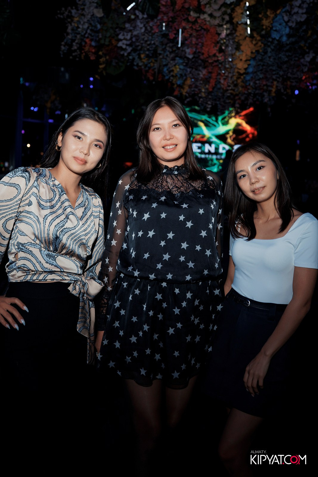 FRIENDS BAR & TERRACE. КИПЯТКОМ АЛМАТЫ!