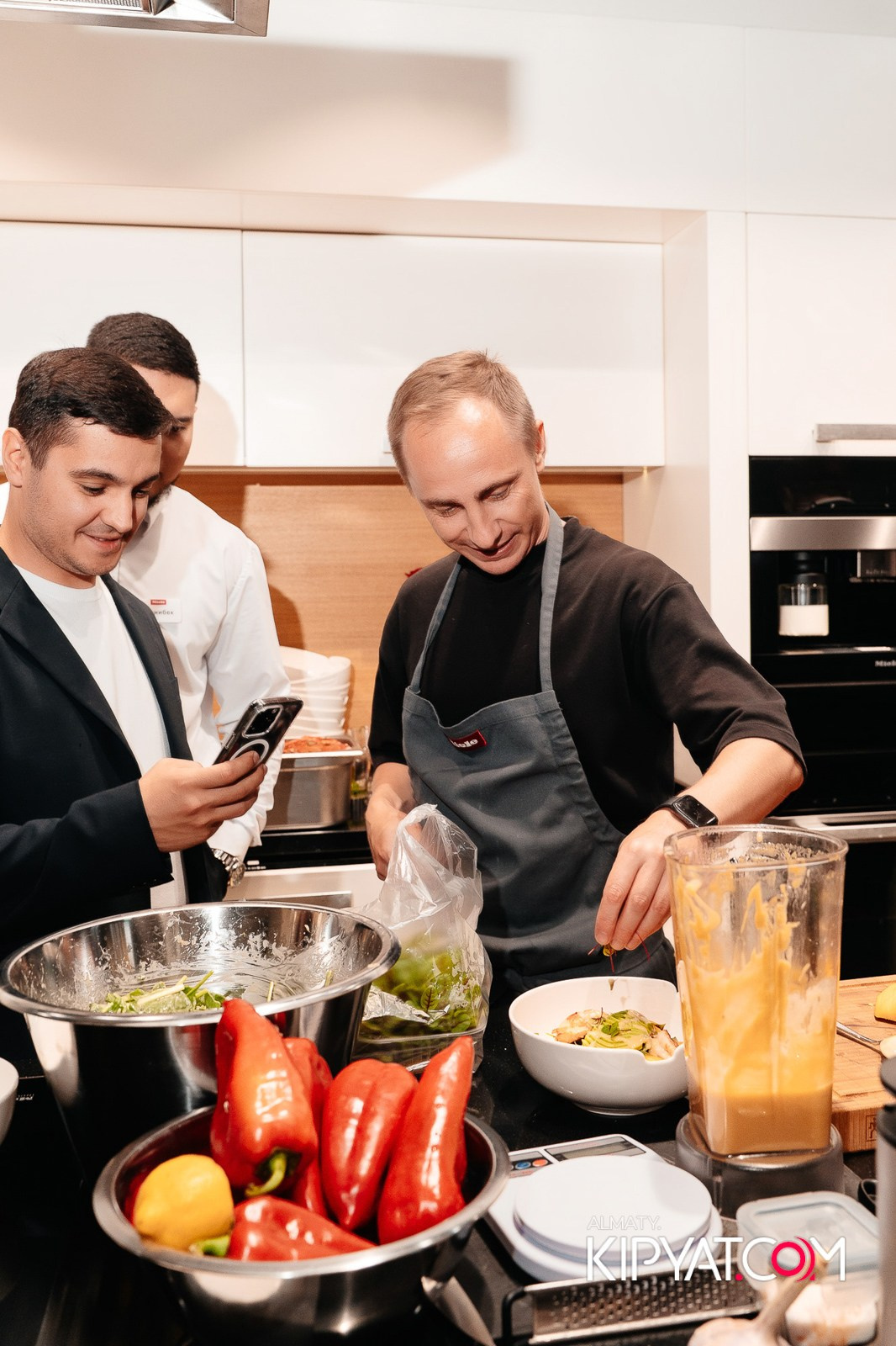 MIELE. КИПЯТКОМ АЛМАТЫ!