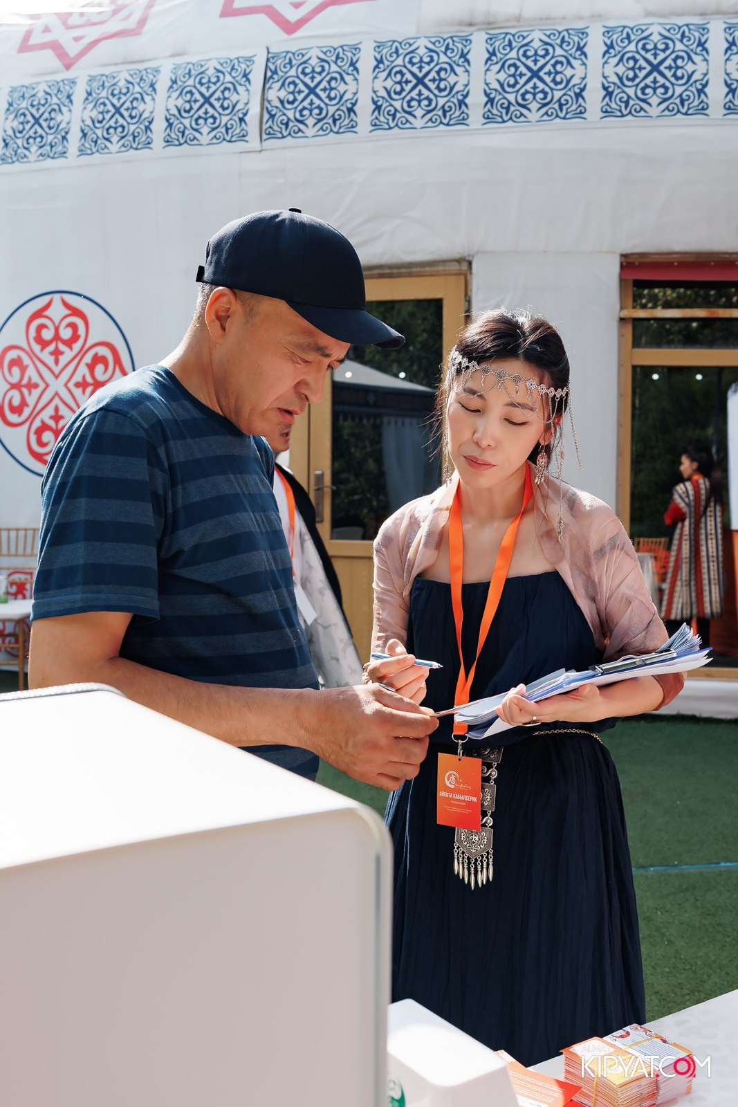 KANG REN TANG. КИПЯТКОМ АЛМАТЫ!