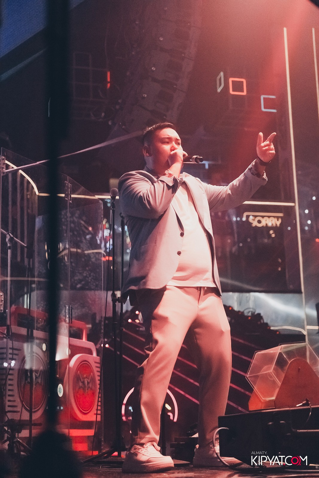 CLUB SHOW BY ИРИНА КАЙРАТОВНА В SANTA BARBARA CLUB. КИПЯТКОМ АЛМАТЫ!