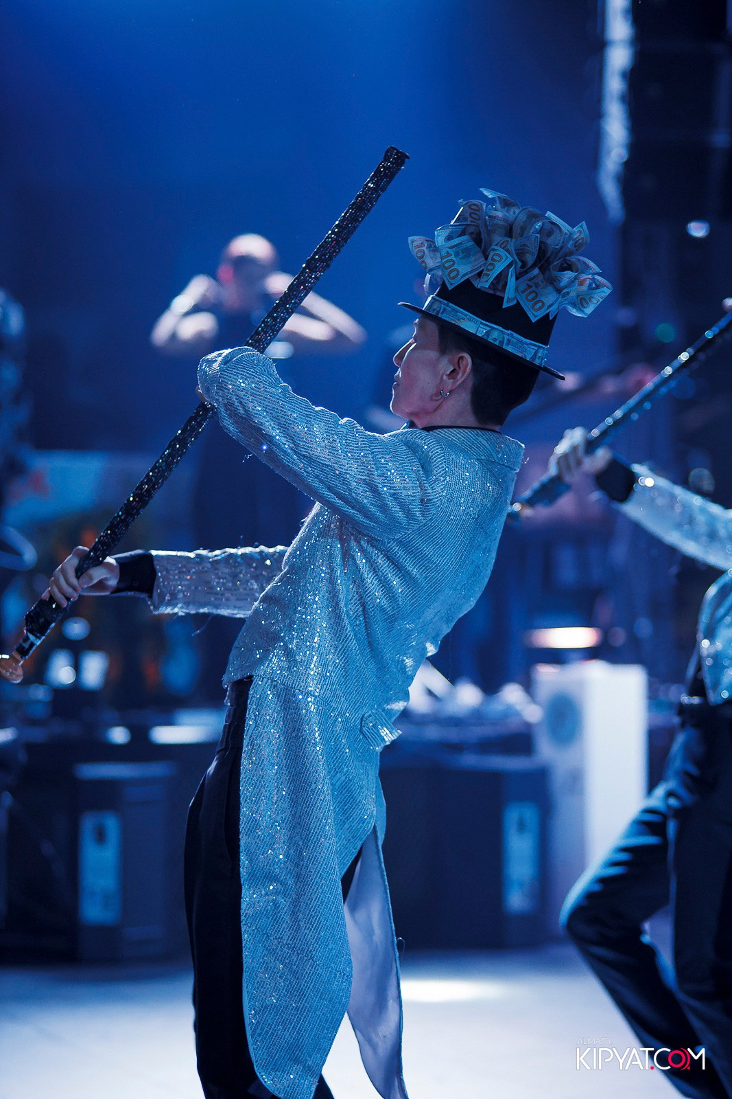 FRIENDS BAR & TERRACE. КИПЯТКОМ АЛМАТЫ!