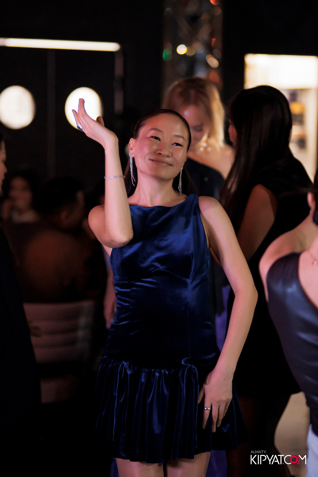 MOOD KARAOKE & TERRACE. КИПЯТКОМ АЛМАТЫ!