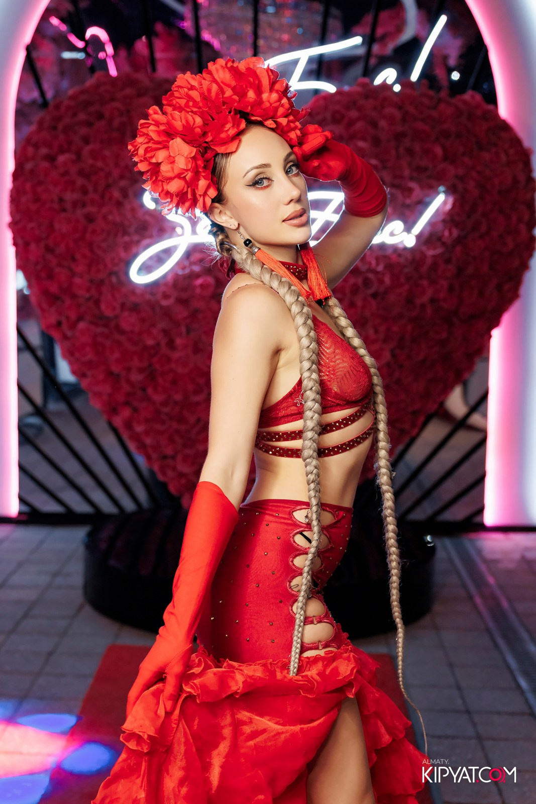 ЗАЯ, НА БИС. КИПЯТКОМ АЛМАТЫ!