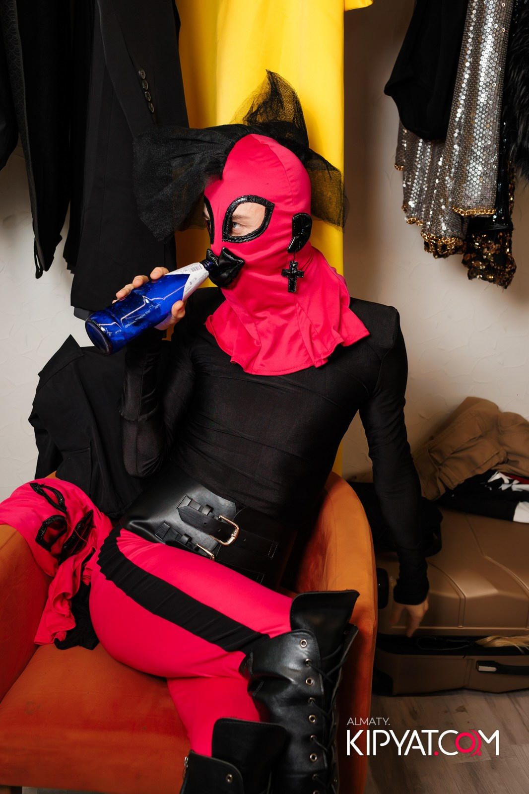 НОЧНОЙ КЛУБ ICON. КИПЯТКОМ АЛМАТЫ!