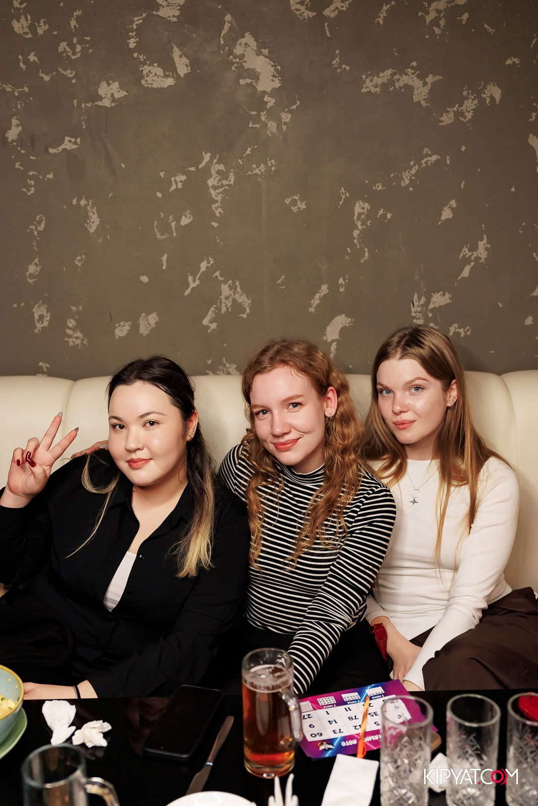 МУЗЫКАЛЬНОЕ ЛОТО В HIT RETRO. КИПЯТКОМ АЛМАТЫ!