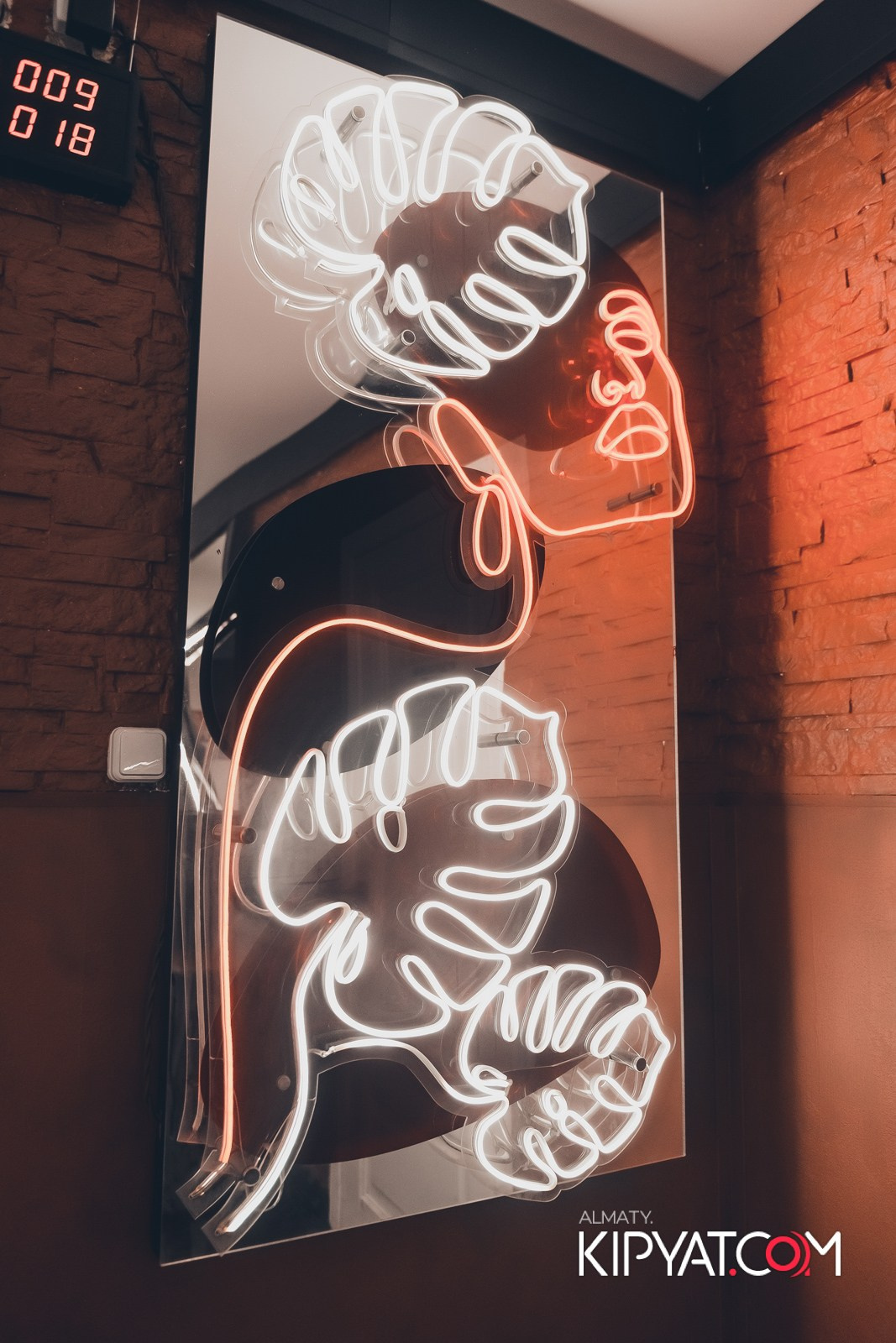 УХО И МЕДВЕДЬ НА САИНА. КИПЯТКОМ АЛМАТЫ! Фотосъемка мероприятий в Алматы