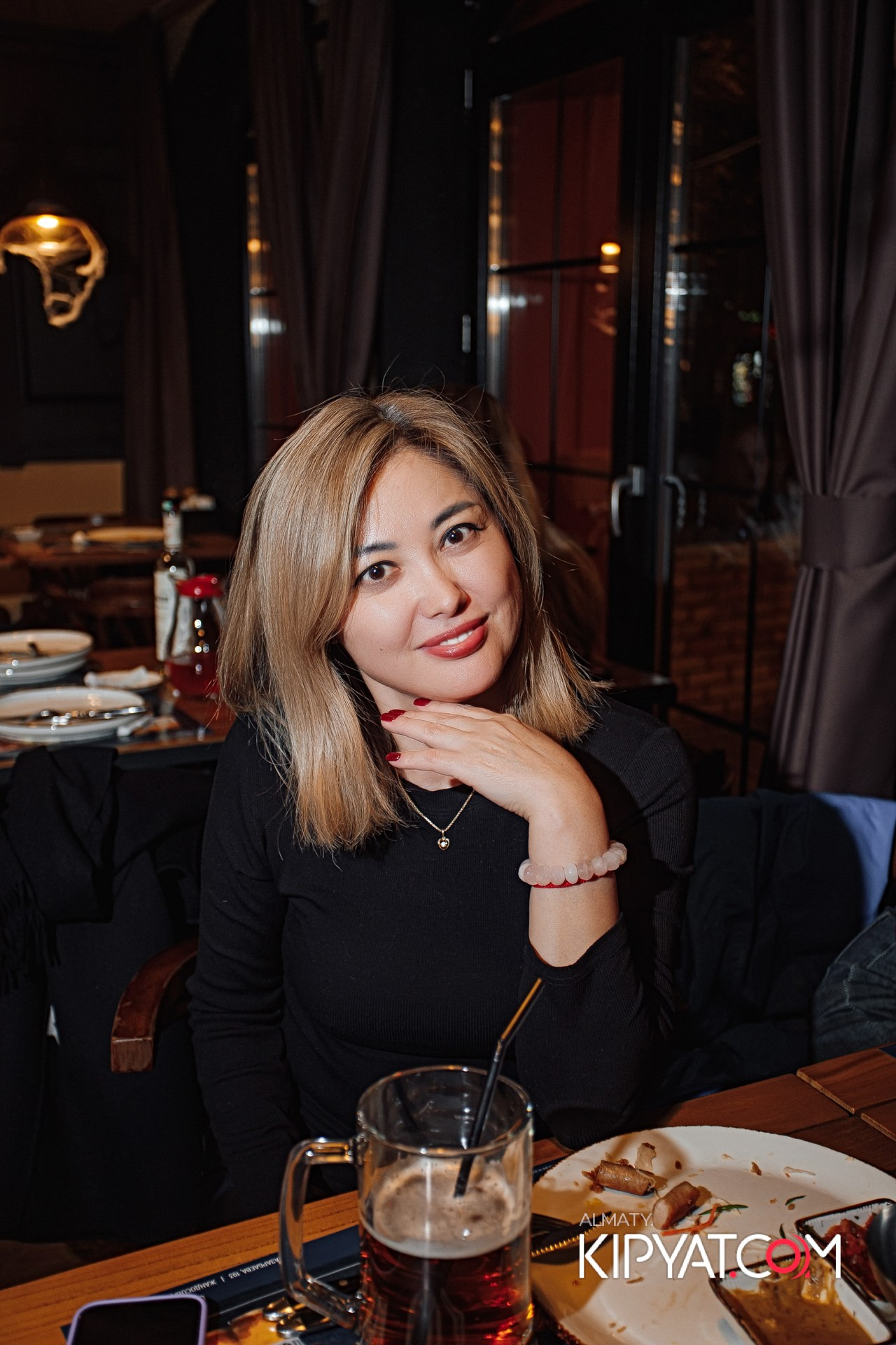 БОЧОНОК НА ЖАНДОСОВА. КИПЯТКОМ АЛМАТЫ!