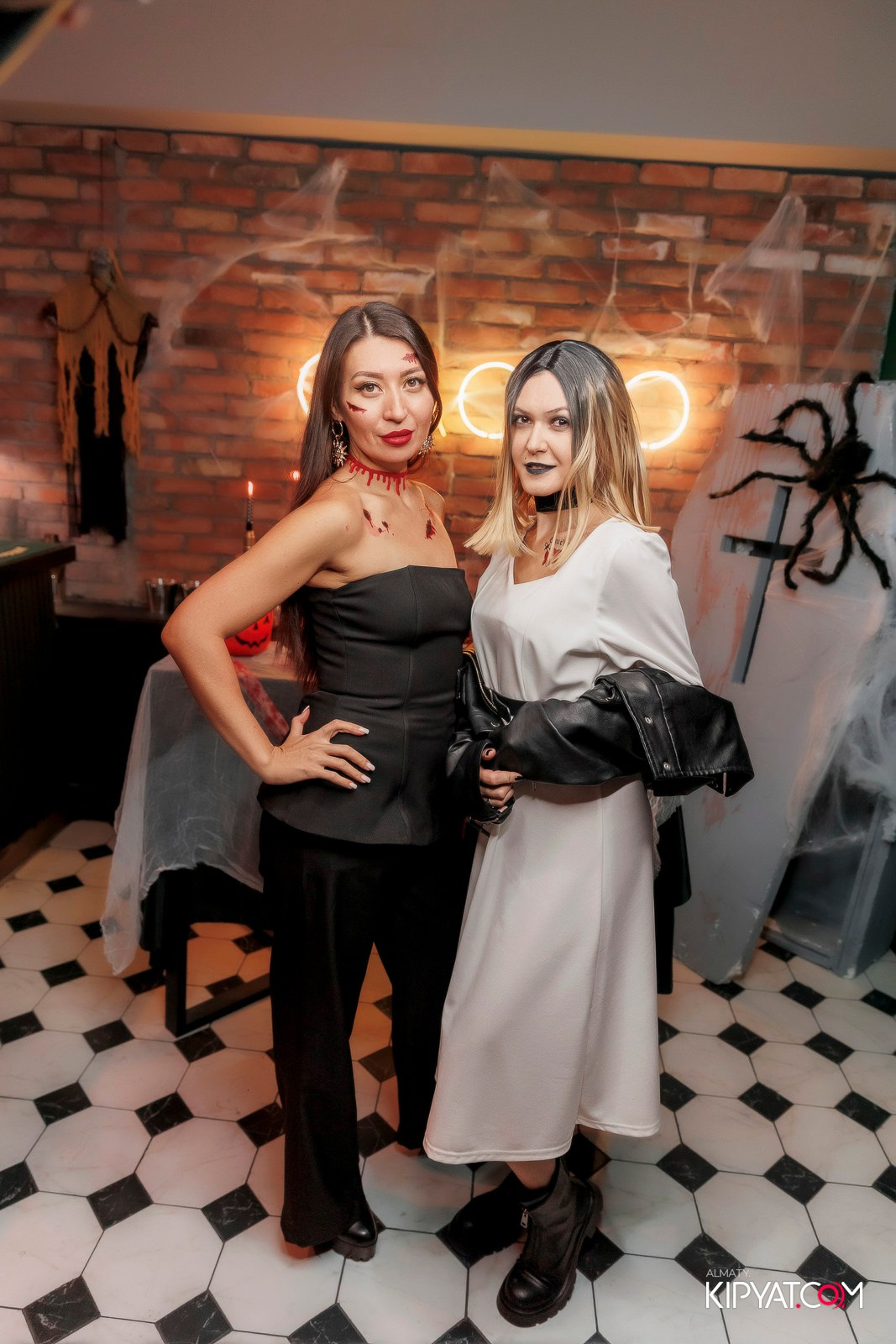 HALLOWEEN PARTY — OLOVO BAR НА ДОСТЫК. КИПЯТКОМ АЛМАТЫ!