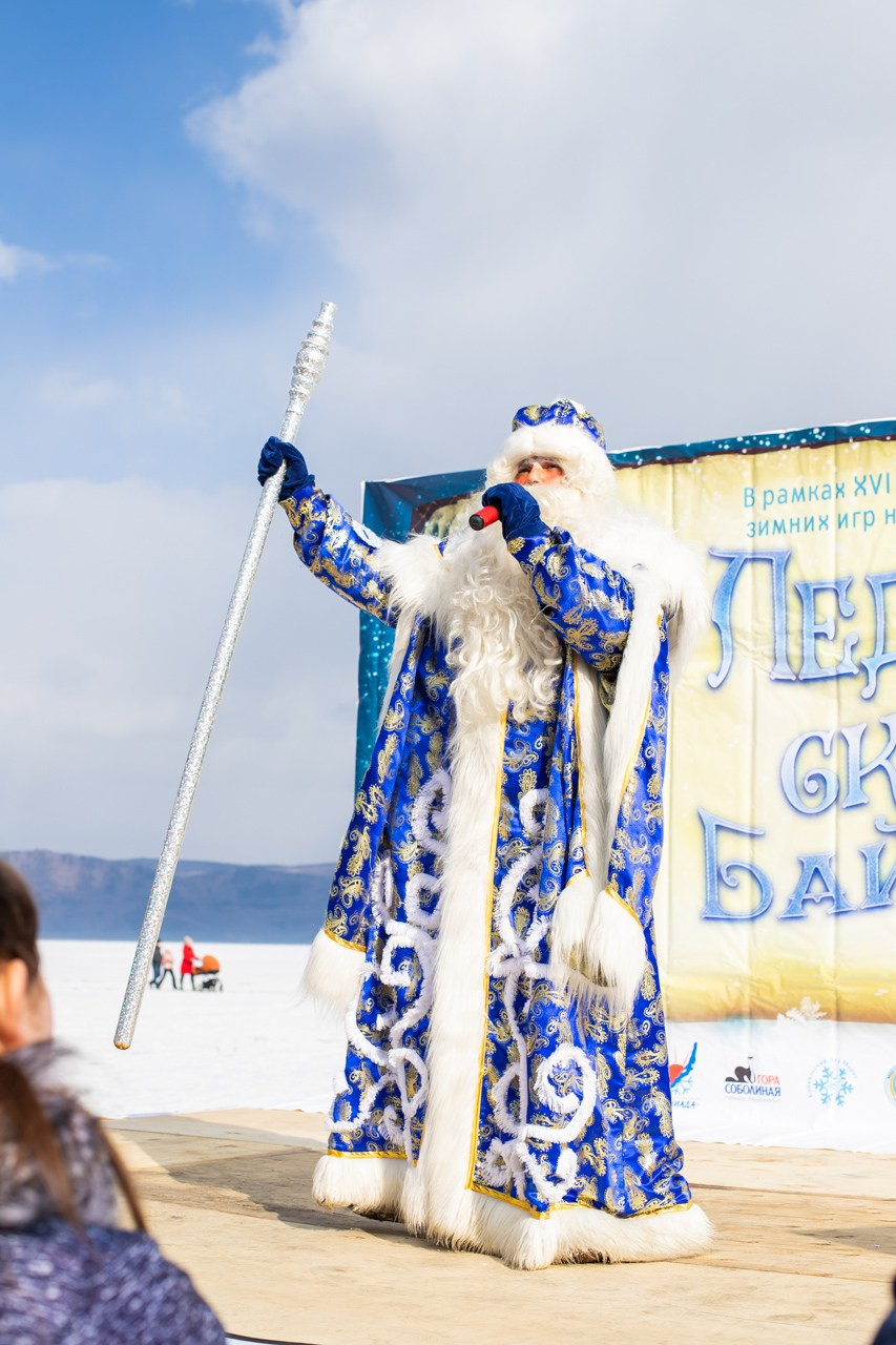 Ледяная сказка Байкала. Фотограф Наталья Кургина Слюдянка Иркутск