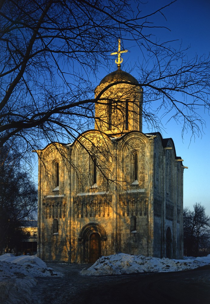 Дмитровский собор, 12 век