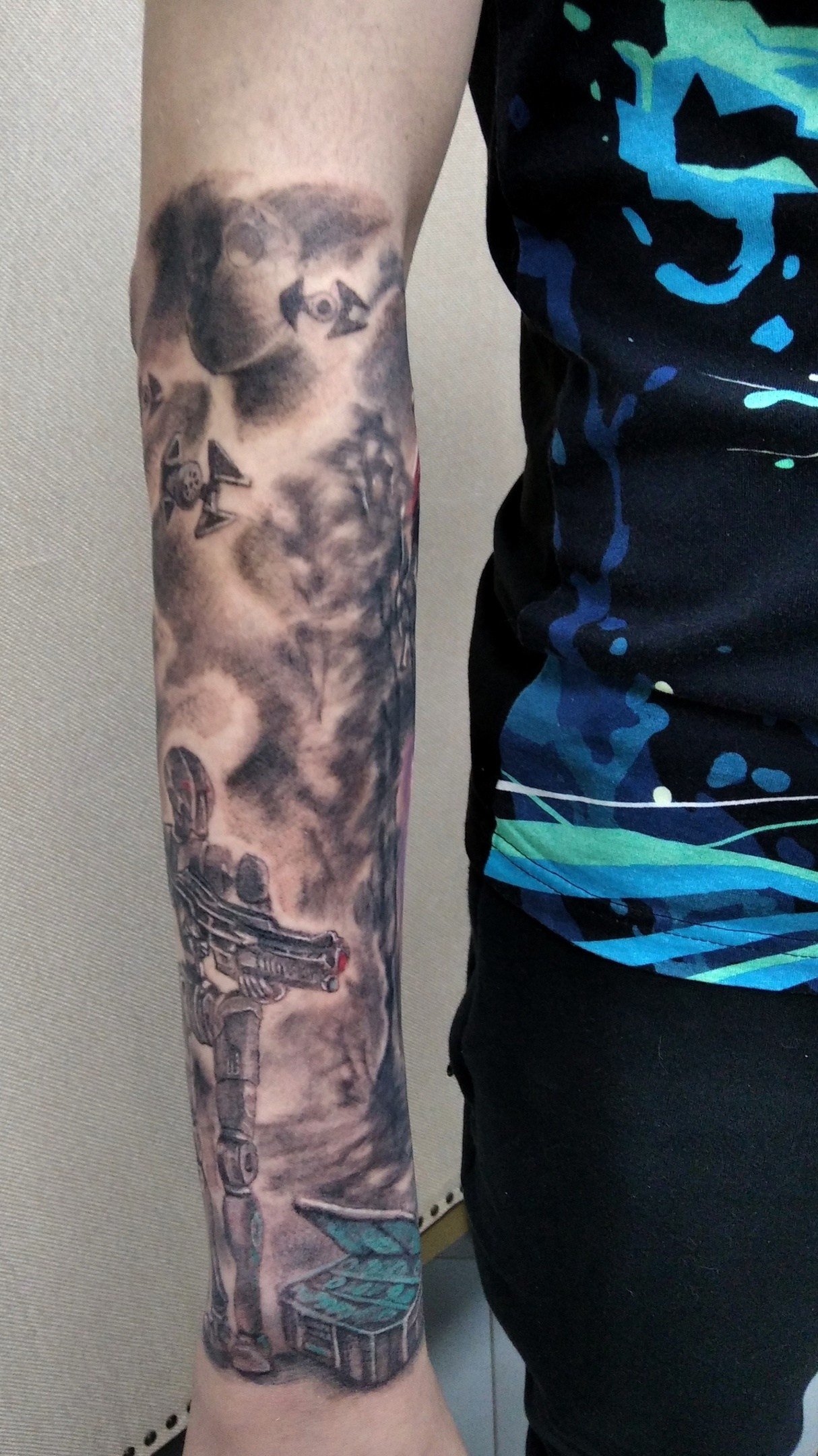 Тату. Яр Панов Арт.Картины, татуировки, роспись стен и одежды в Москве