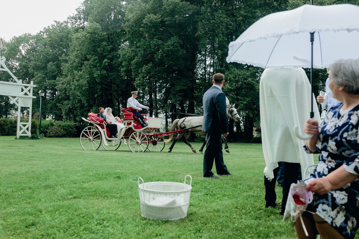 Евгения + Ники (Под дождем). Свадебные и портретный фотограф — Кирилл Зорин