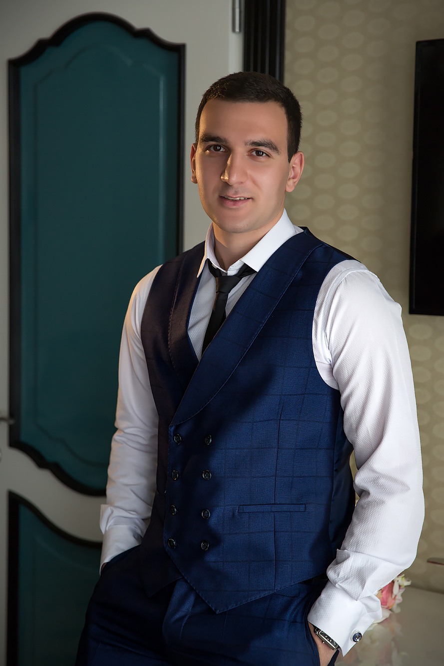 Свадебная серия фотографий в Ботаническом парке. Свадебный фотограф Краснодар, Сочи, Геленджик, Анапа, Ростов