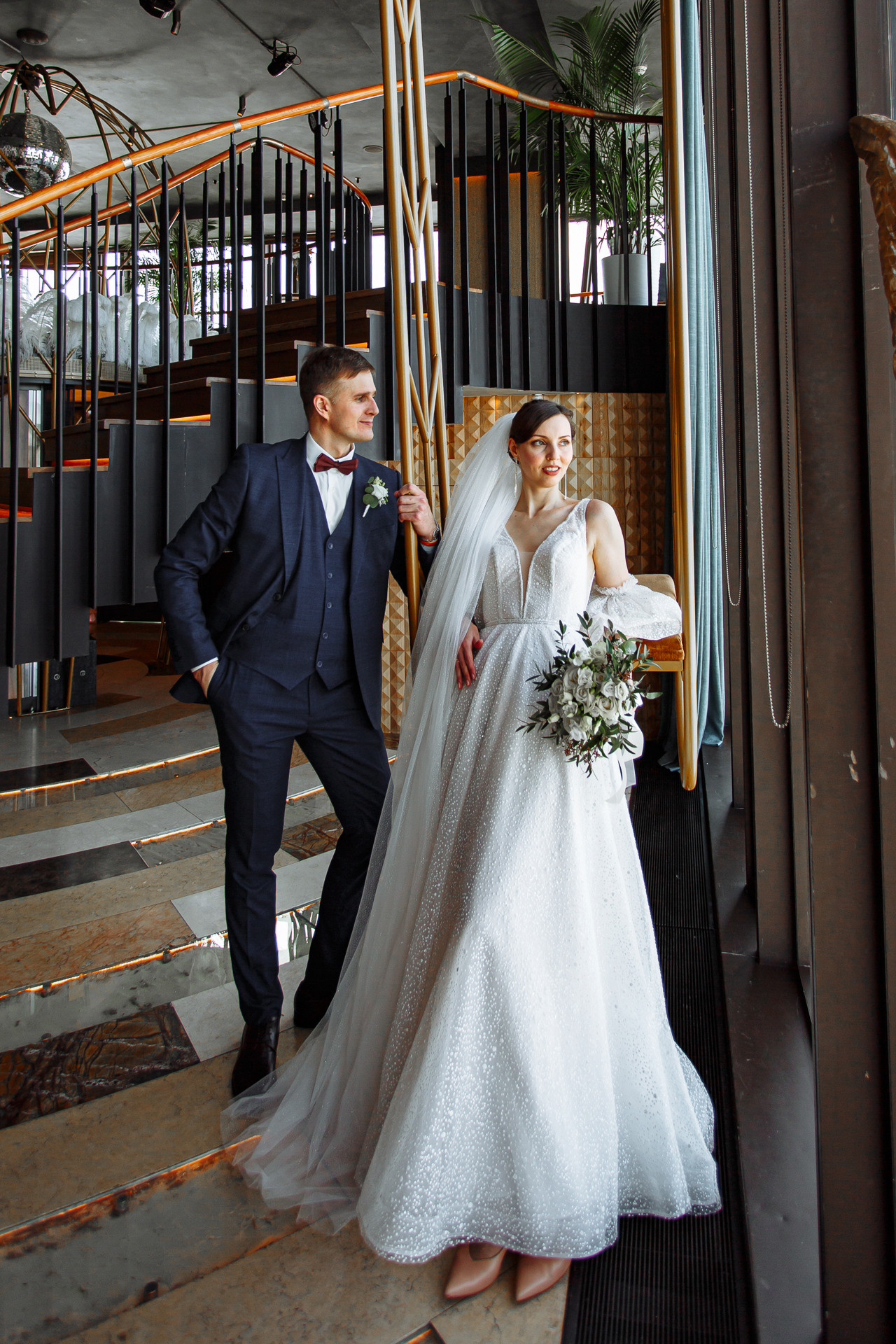 Свадебная фотосессия в ресторане Birds. Свадебный фотограф Москва и МО Сергей Киржаев