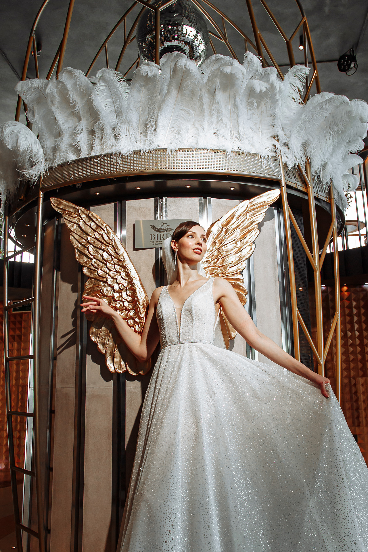 Свадебная фотосессия в ресторане Birds. Свадебный фотограф Москва и МО Сергей Киржаев