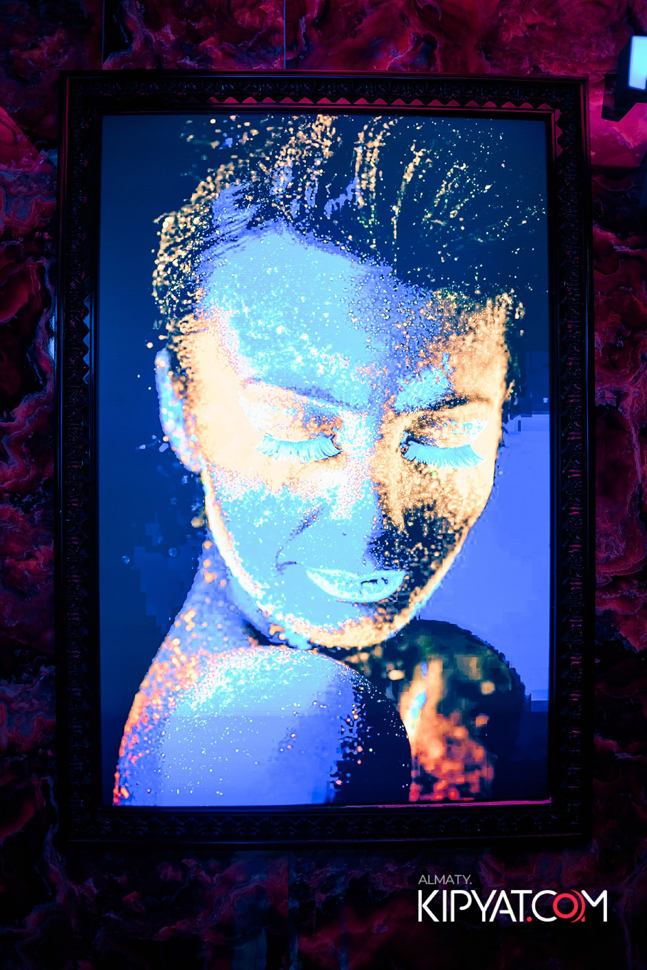 Рояль Cosmo. КИПЯТКОМ АЛМАТЫ!