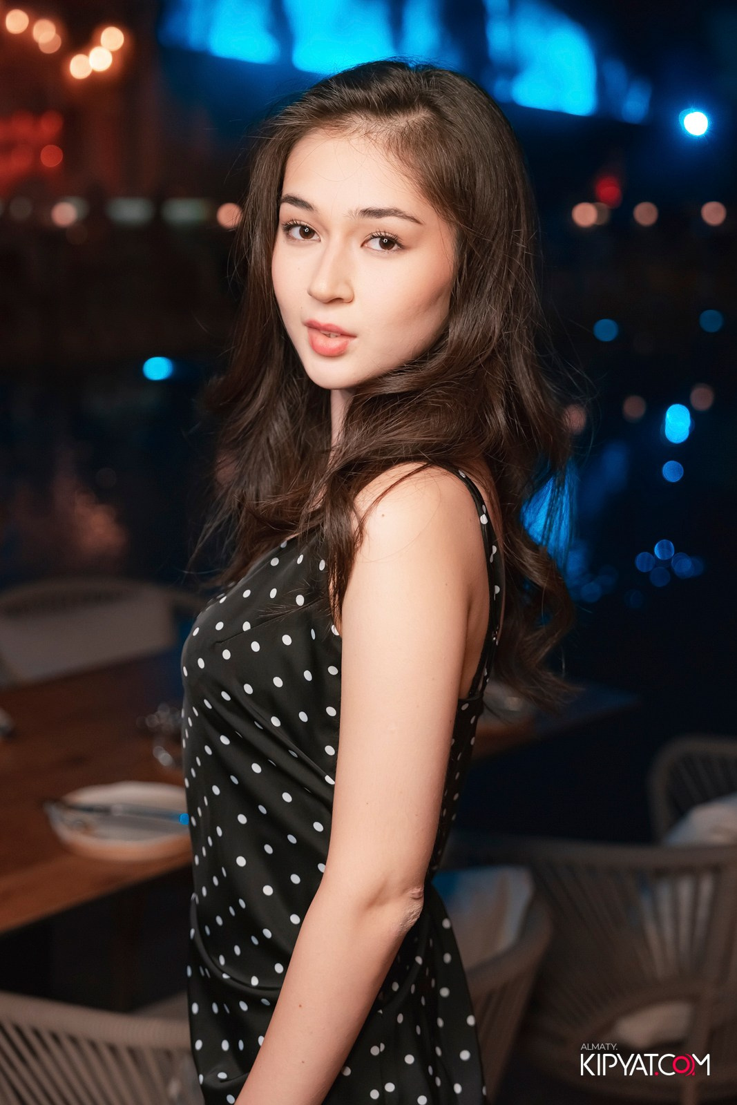 EDEN POOL & BAR. КИПЯТКОМ АЛМАТЫ!