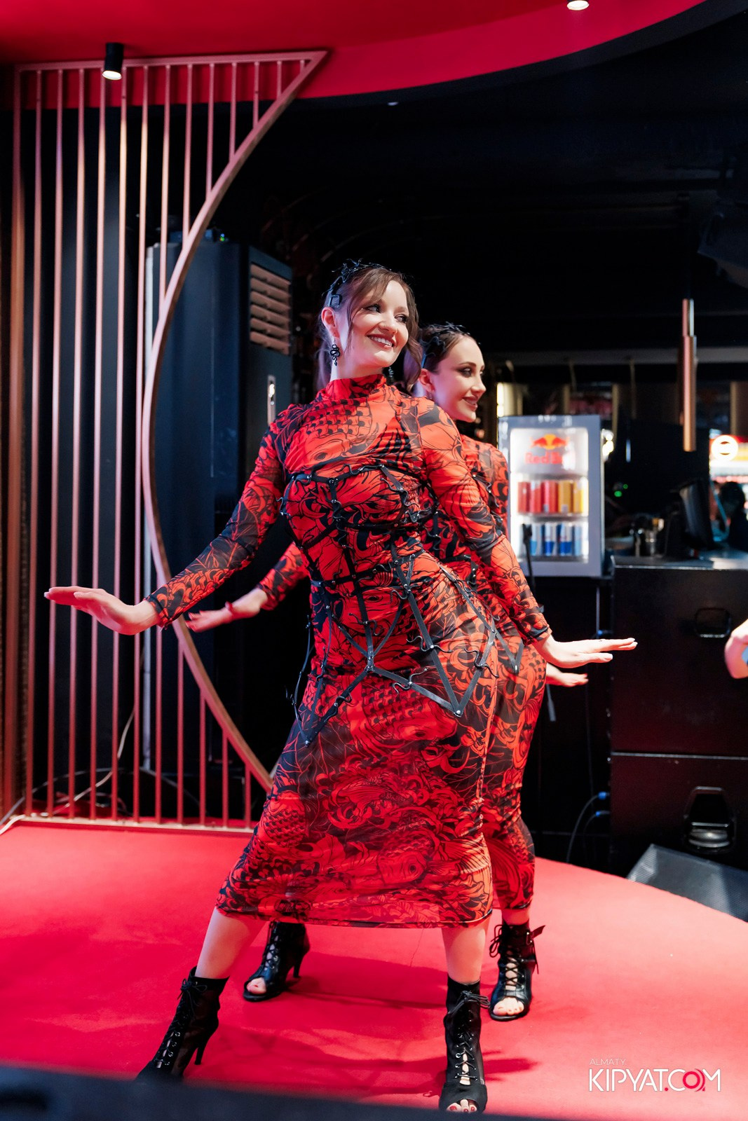 ЗАЯ, НА БИС. КИПЯТКОМ АЛМАТЫ! Фотосъемка мероприятий в Алматы