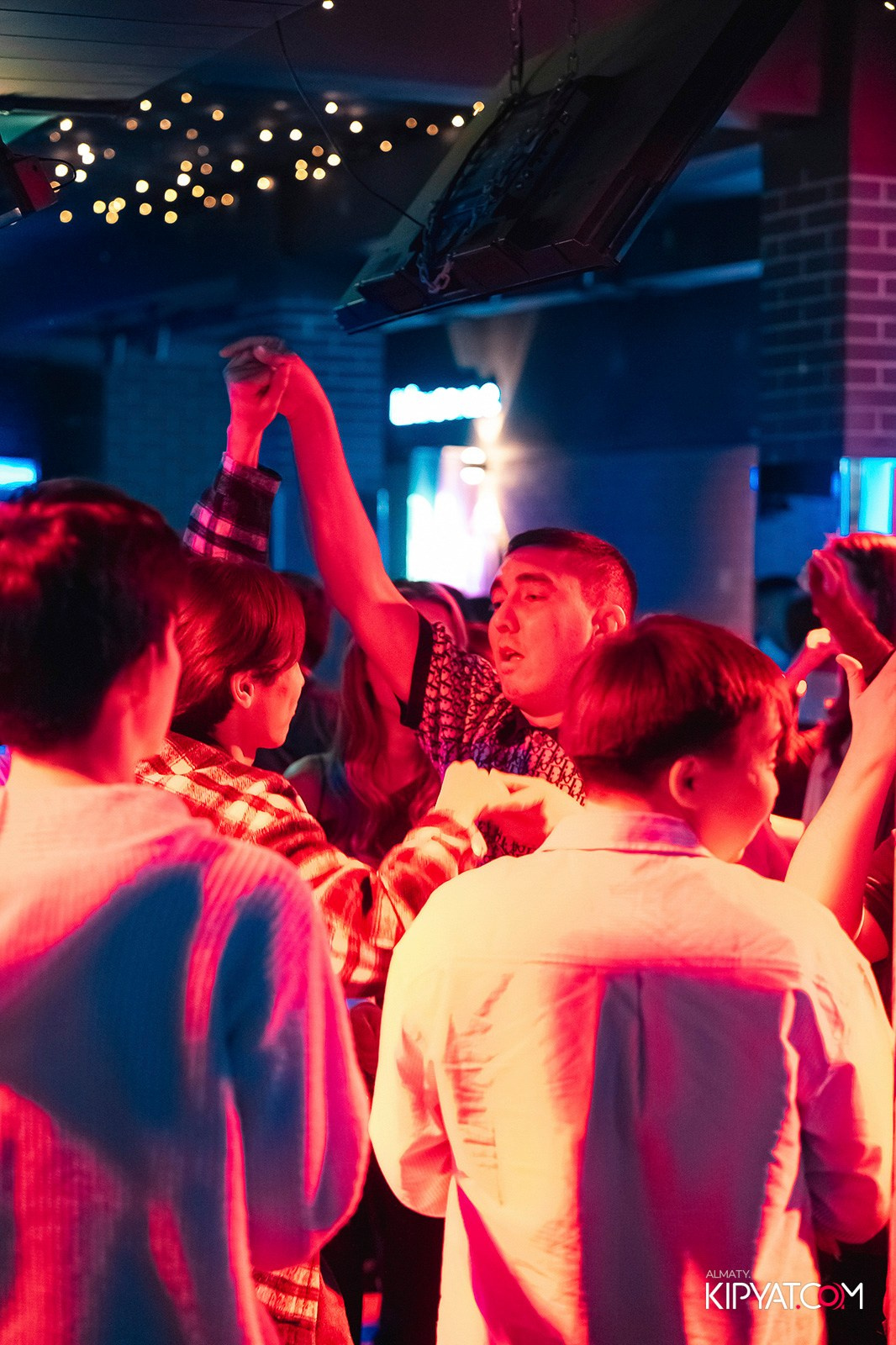 КАРАОКЕ DOREMI. КИПЯТКОМ АЛМАТЫ! Фотосъемка мероприятий в Алматы