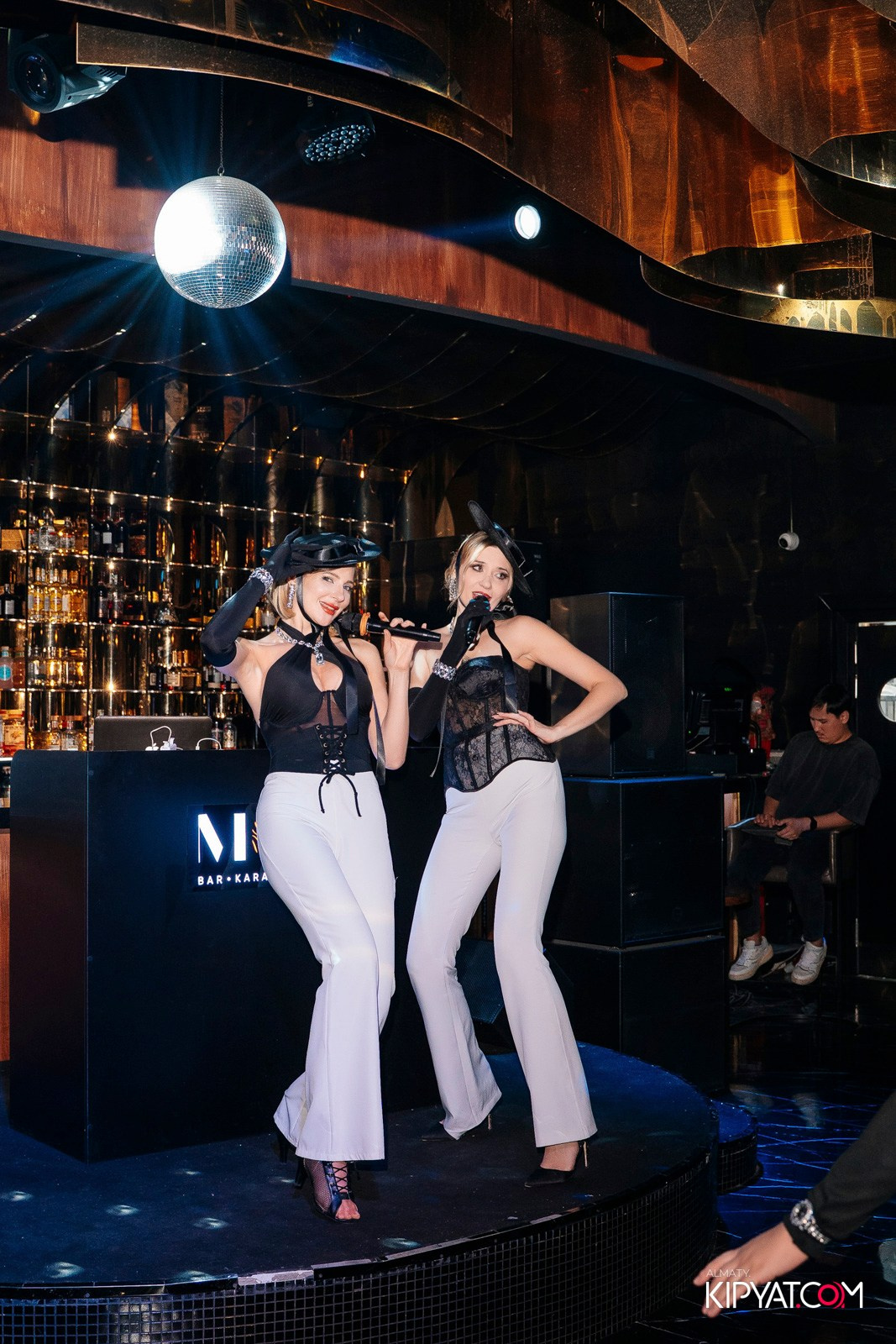 MOOD KARAOKE & TERRACE. КИПЯТКОМ АЛМАТЫ!