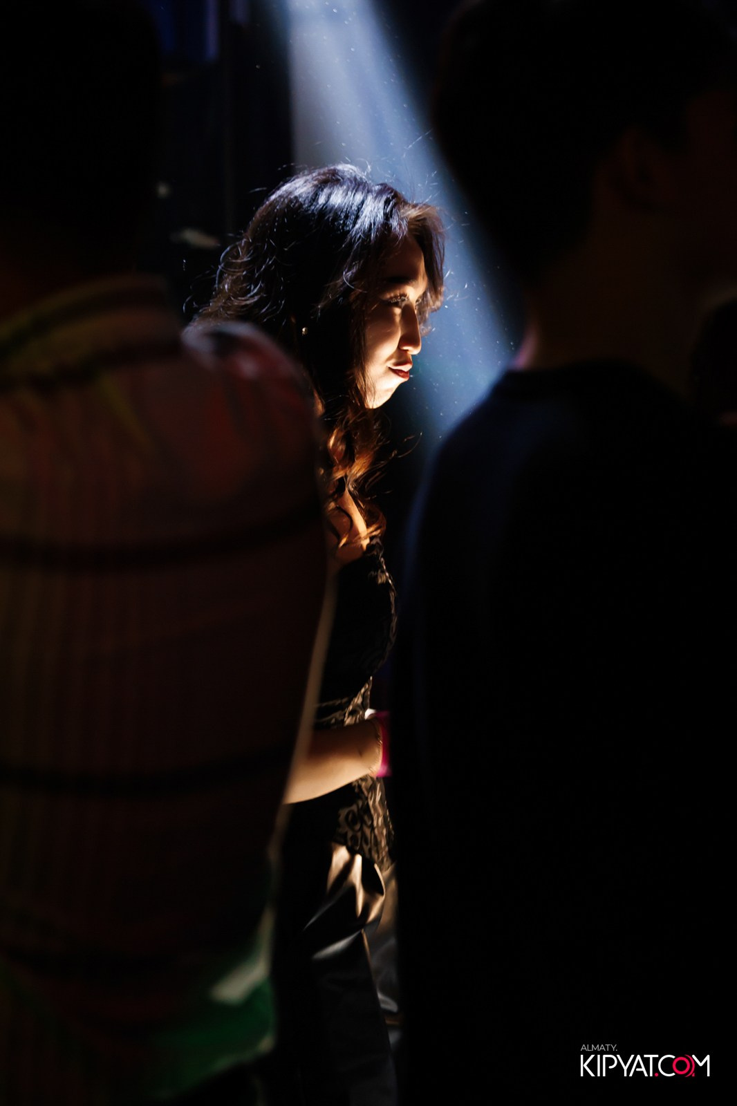 UYAT EMES BAR. КИПЯТКОМ АЛМАТЫ!