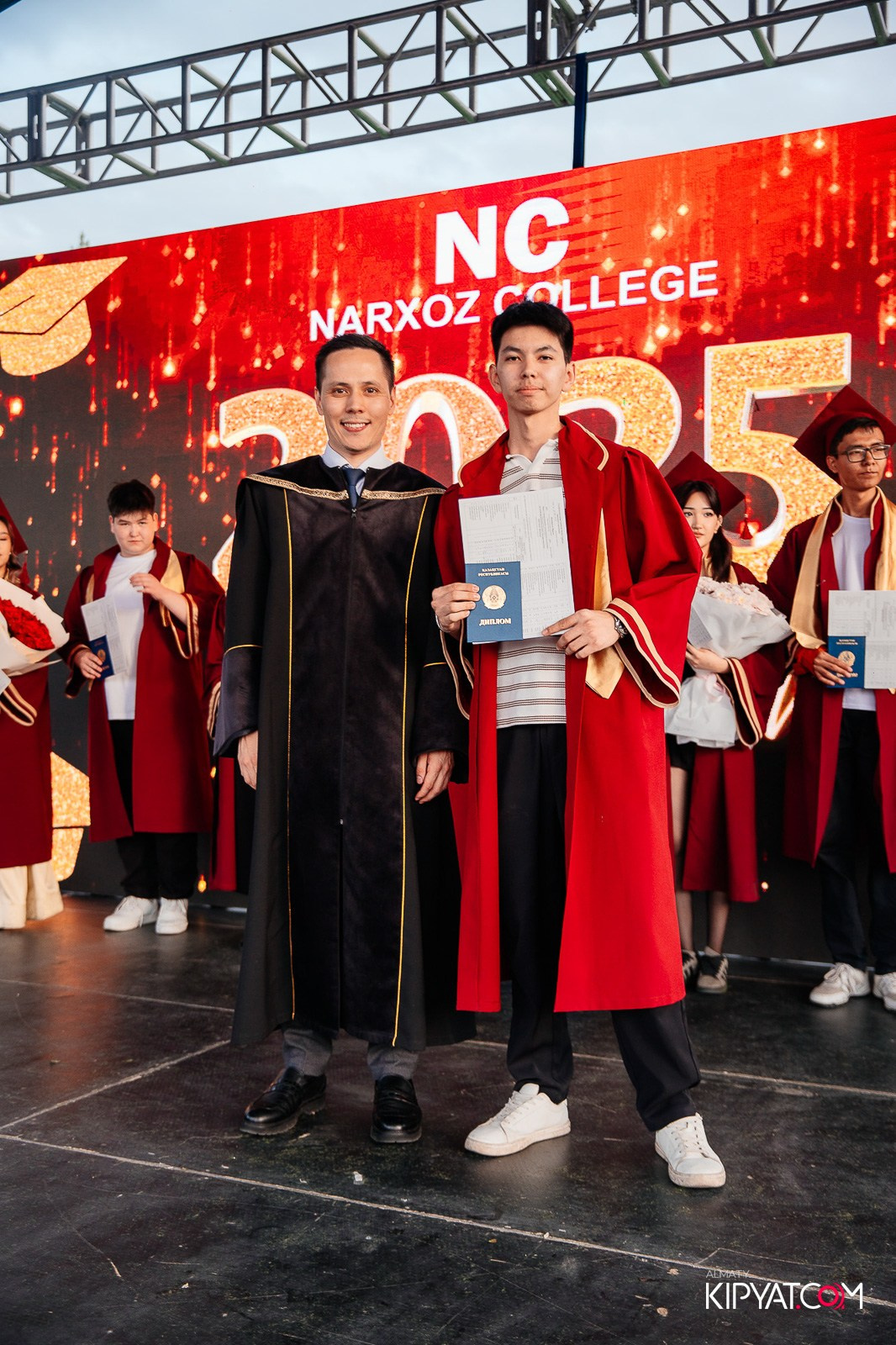 ВРУЧЕНИЕ ДИПЛОМОВ — НАРХОЗ КОЛЛЕДЖ. Part 4. КИПЯТКОМ АЛМАТЫ!