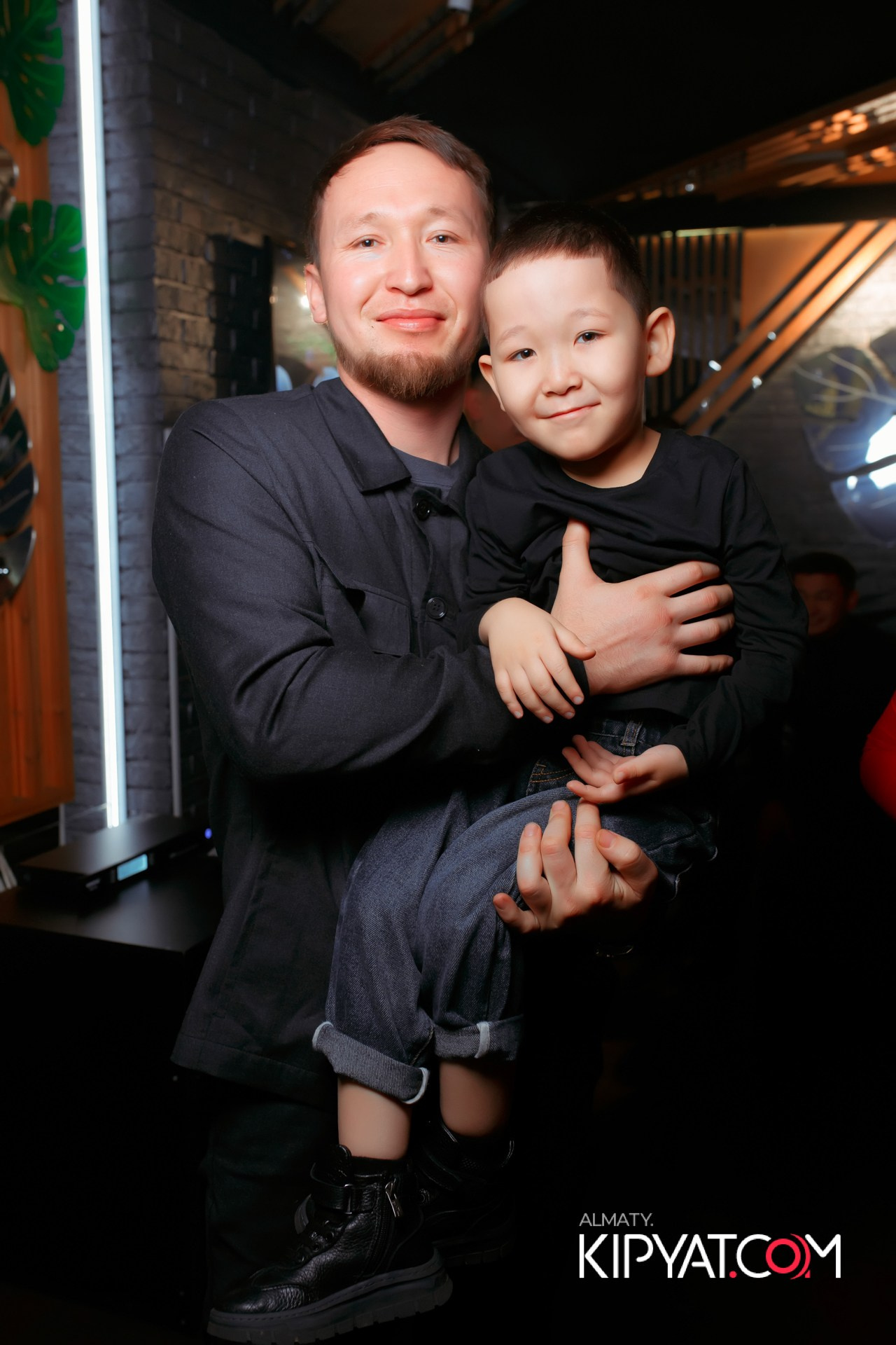 УХО И МЕДВЕДЬ ГАГАРИНА. КИПЯТКОМ АЛМАТЫ!