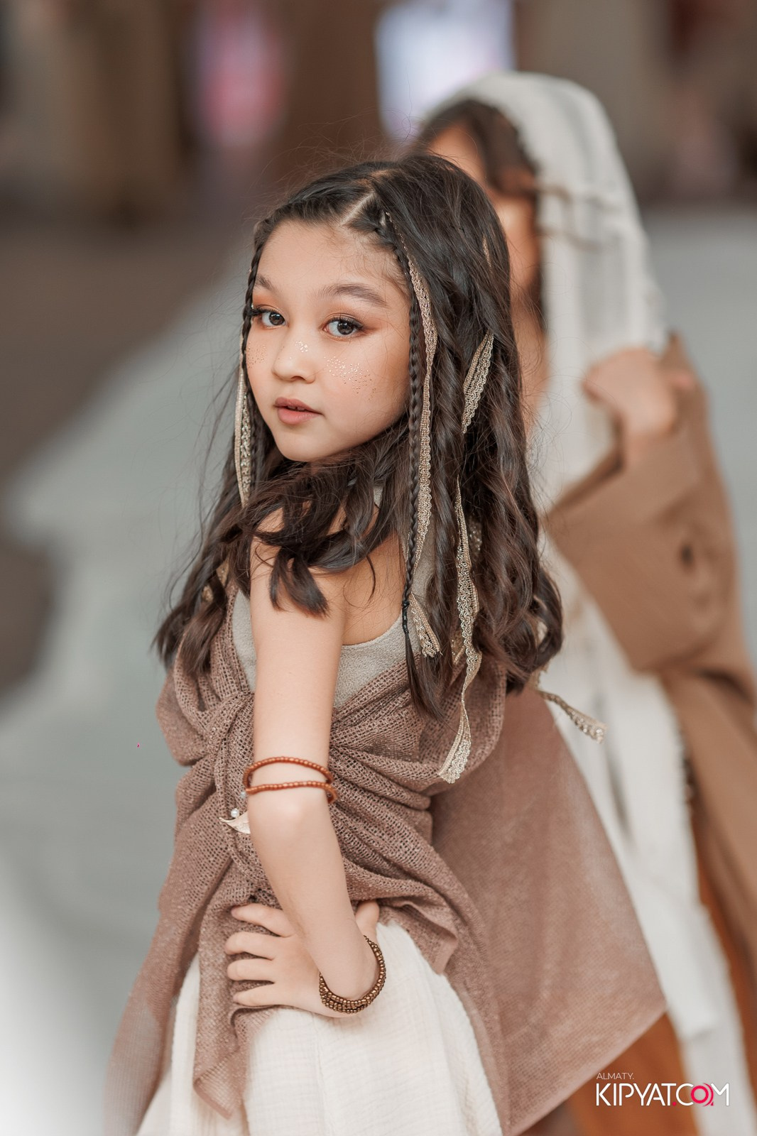 JUNIOR FASHION SHOW. КИПЯТКОМ АЛМАТЫ!