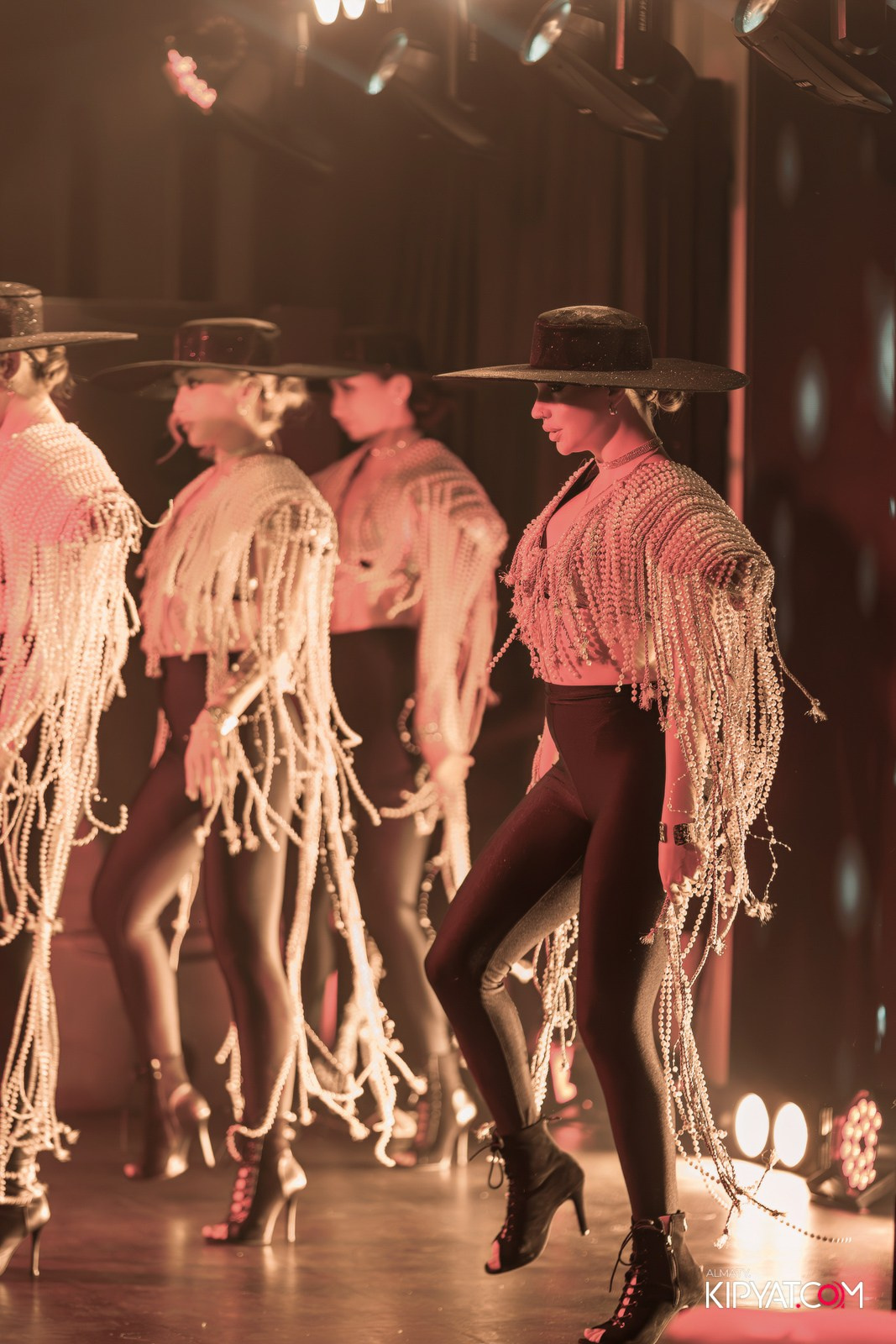 PATRIKI RESTAURANT. КИПЯТКОМ АЛМАТЫ!