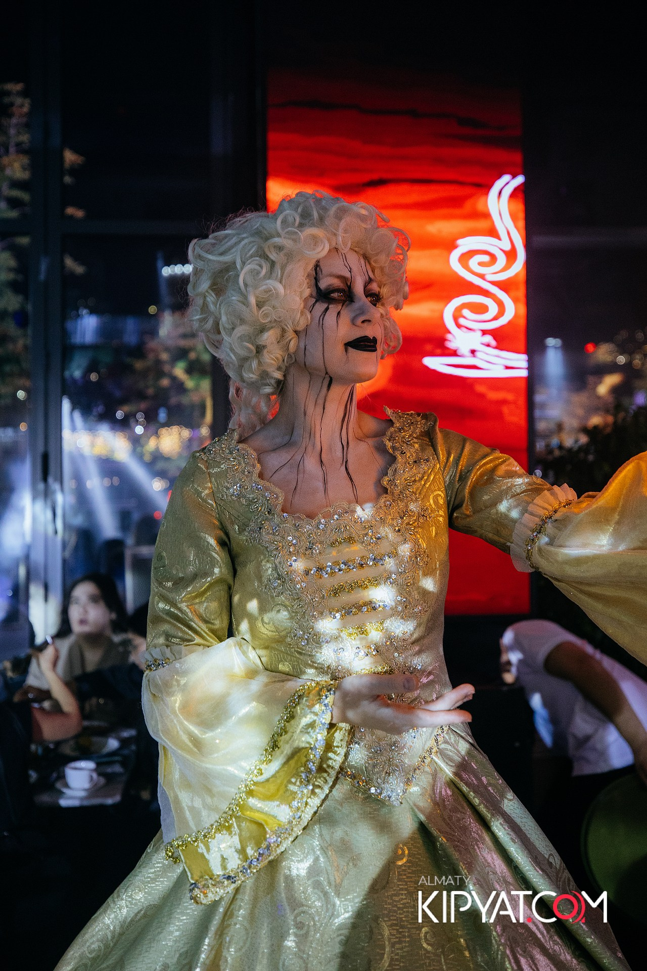 FRIENDS BAR & TERRACE. КИПЯТКОМ АЛМАТЫ! Фотосъемка мероприятий в Алматы