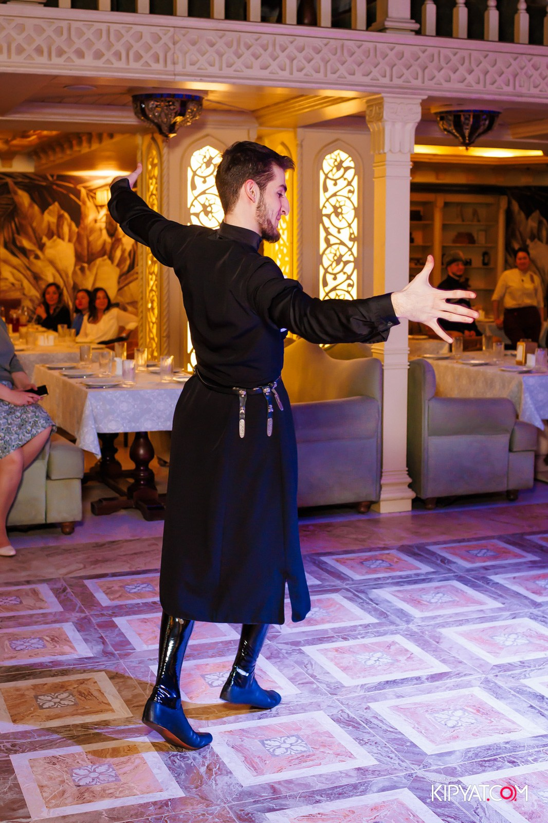 РЕСТОРАН ALAZANI. КИПЯТКОМ АЛМАТЫ!