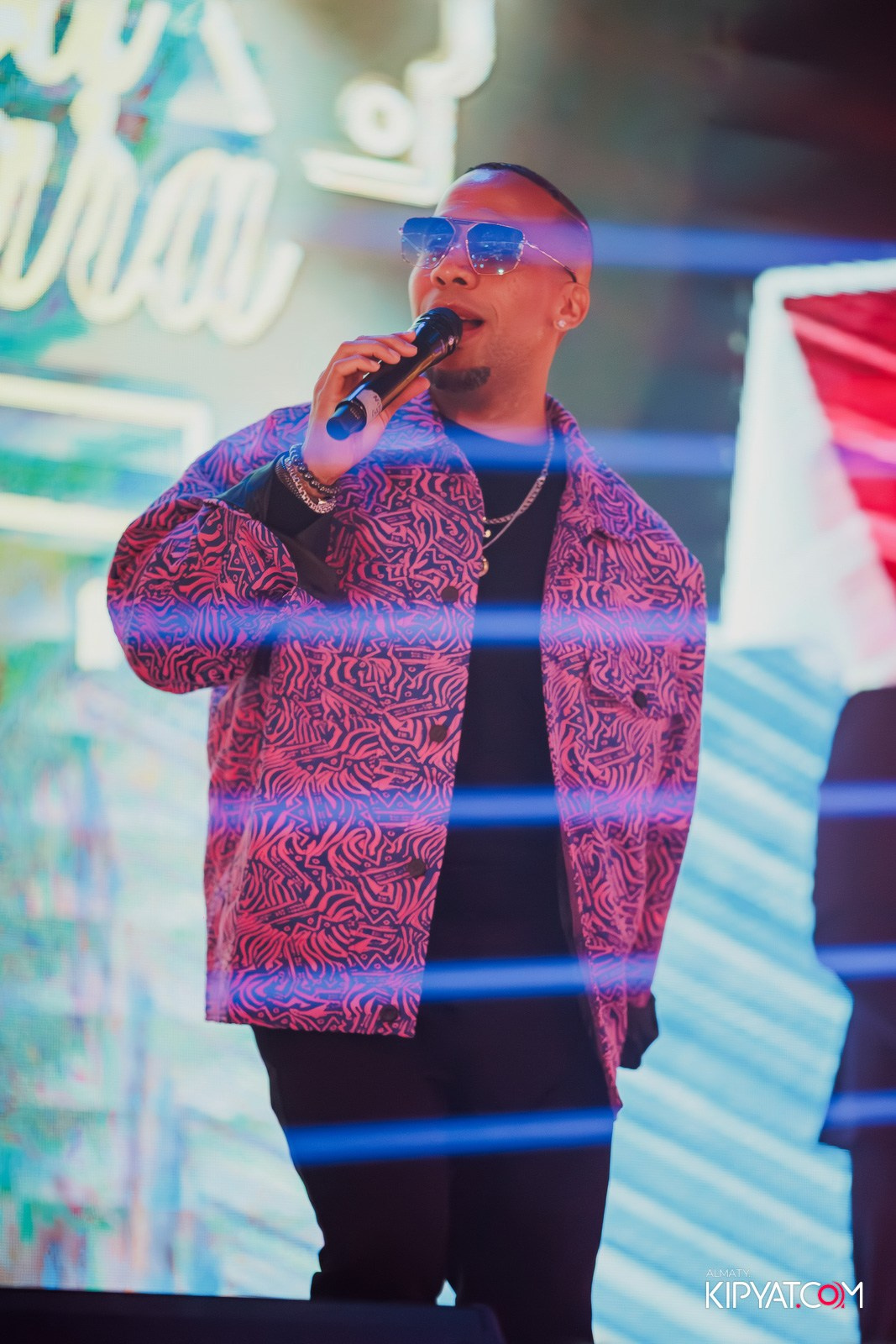 FITNESS ЁЛКА в ночном клубе SANTA BARBARA. КИПЯТКОМ АЛМАТЫ!