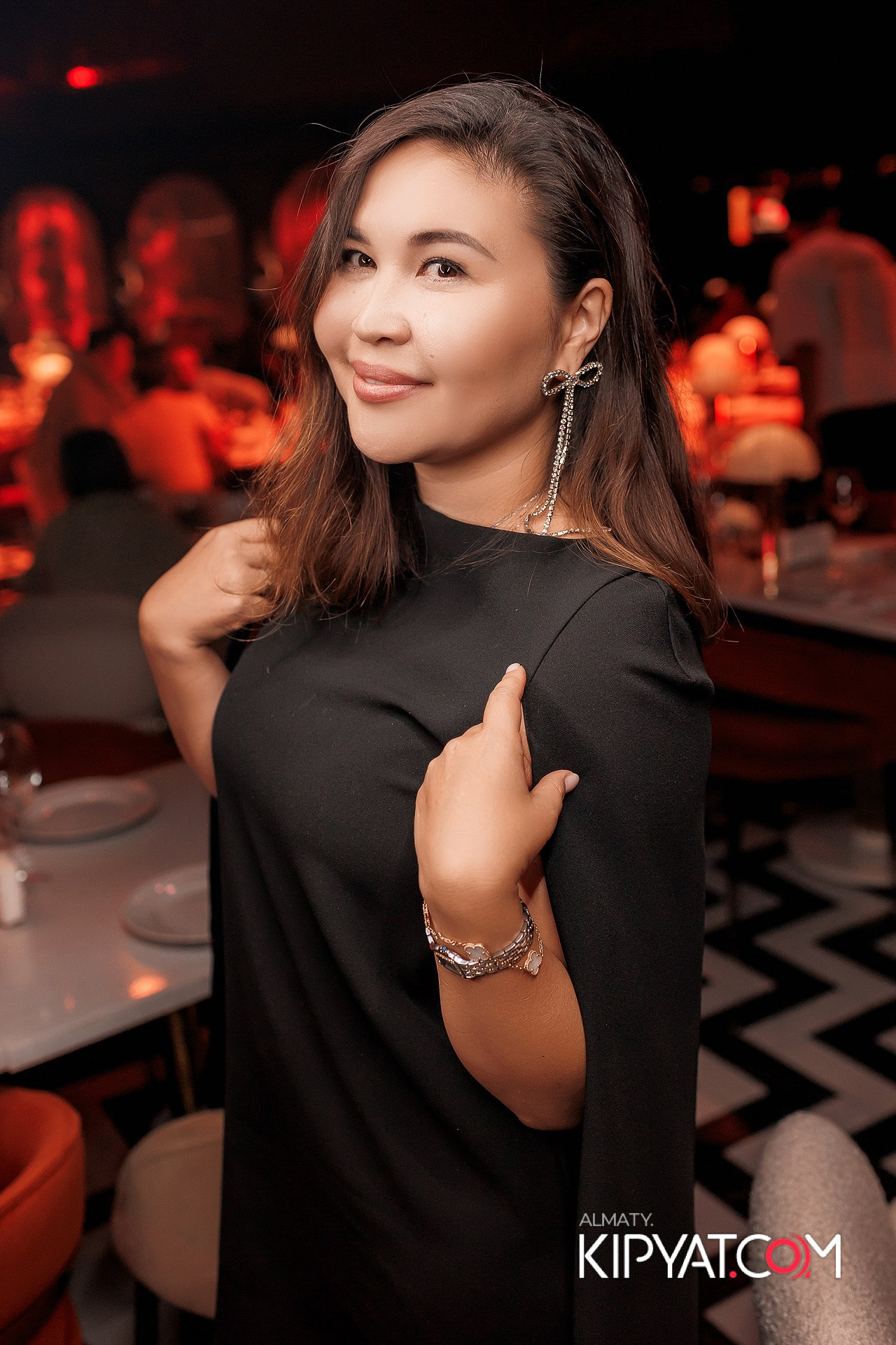 QUEEN. КИПЯТКОМ АЛМАТЫ!