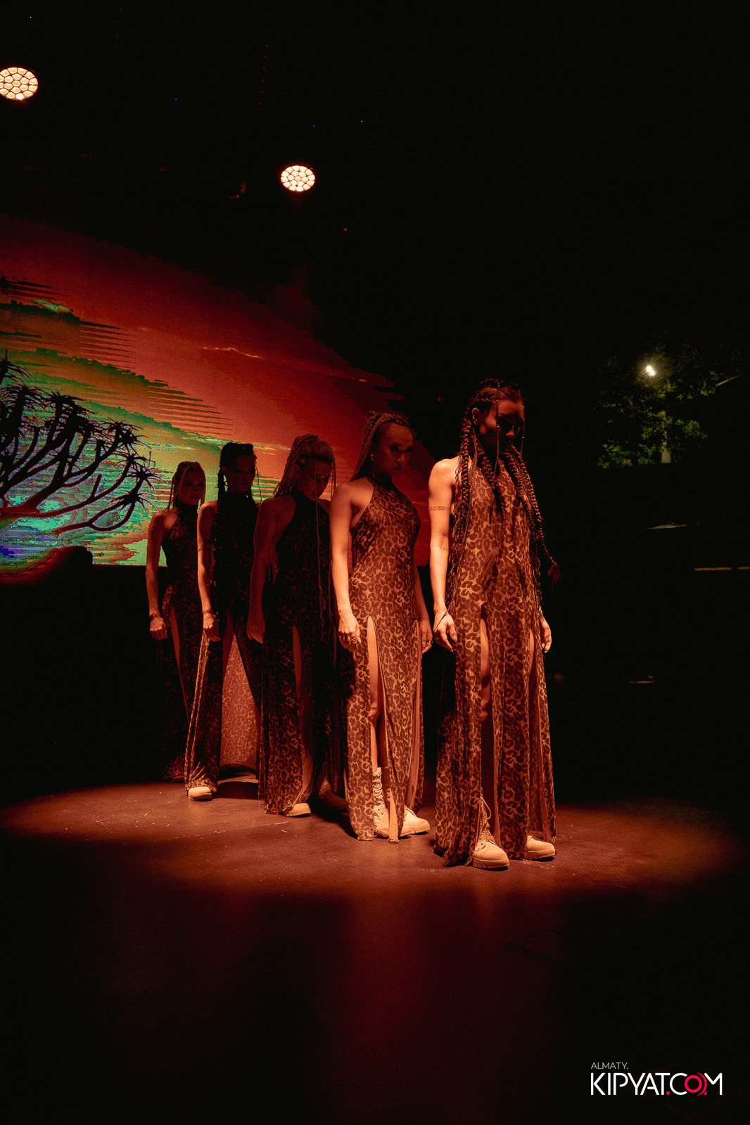 QUEEN. КИПЯТКОМ АЛМАТЫ!