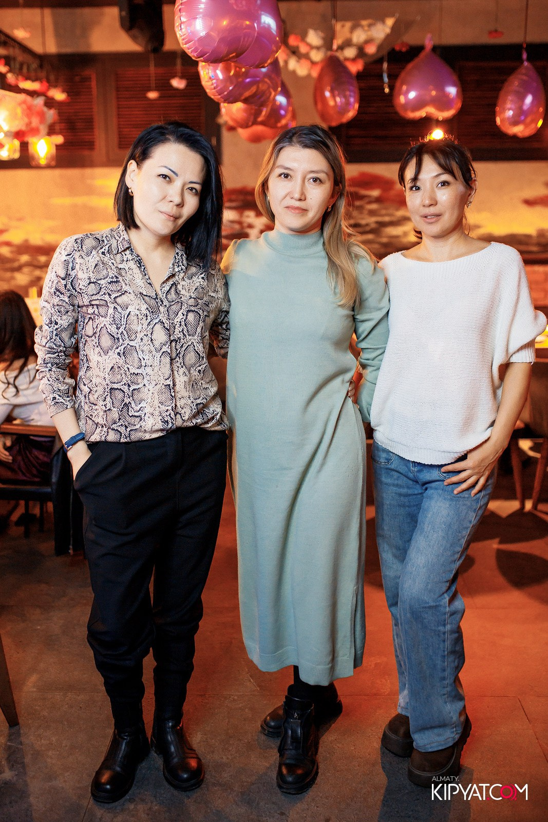 SPACE KARAOKE BAR. КИПЯТКОМ АЛМАТЫ!