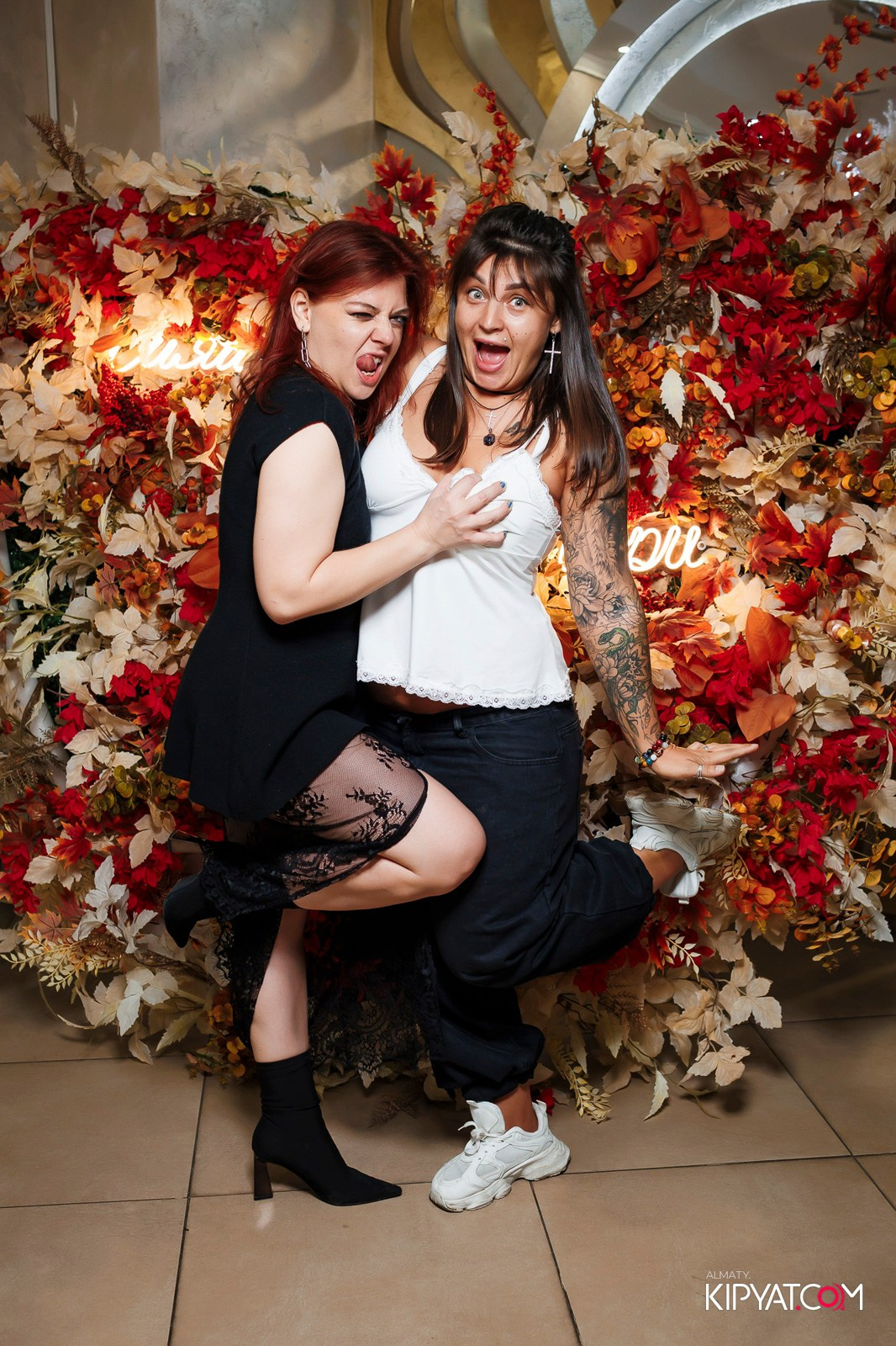 УХО И МЕДВЕДЬ НА КУРМАНГАЗЫ. КИПЯТКОМ АЛМАТЫ! Фотосъемка мероприятий в Алматы